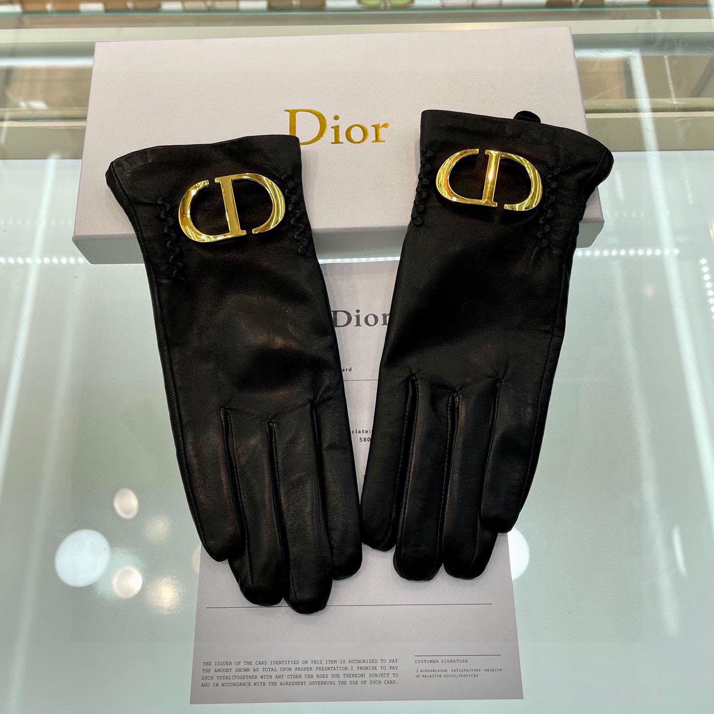 Dior Gloves  - DesignerGu