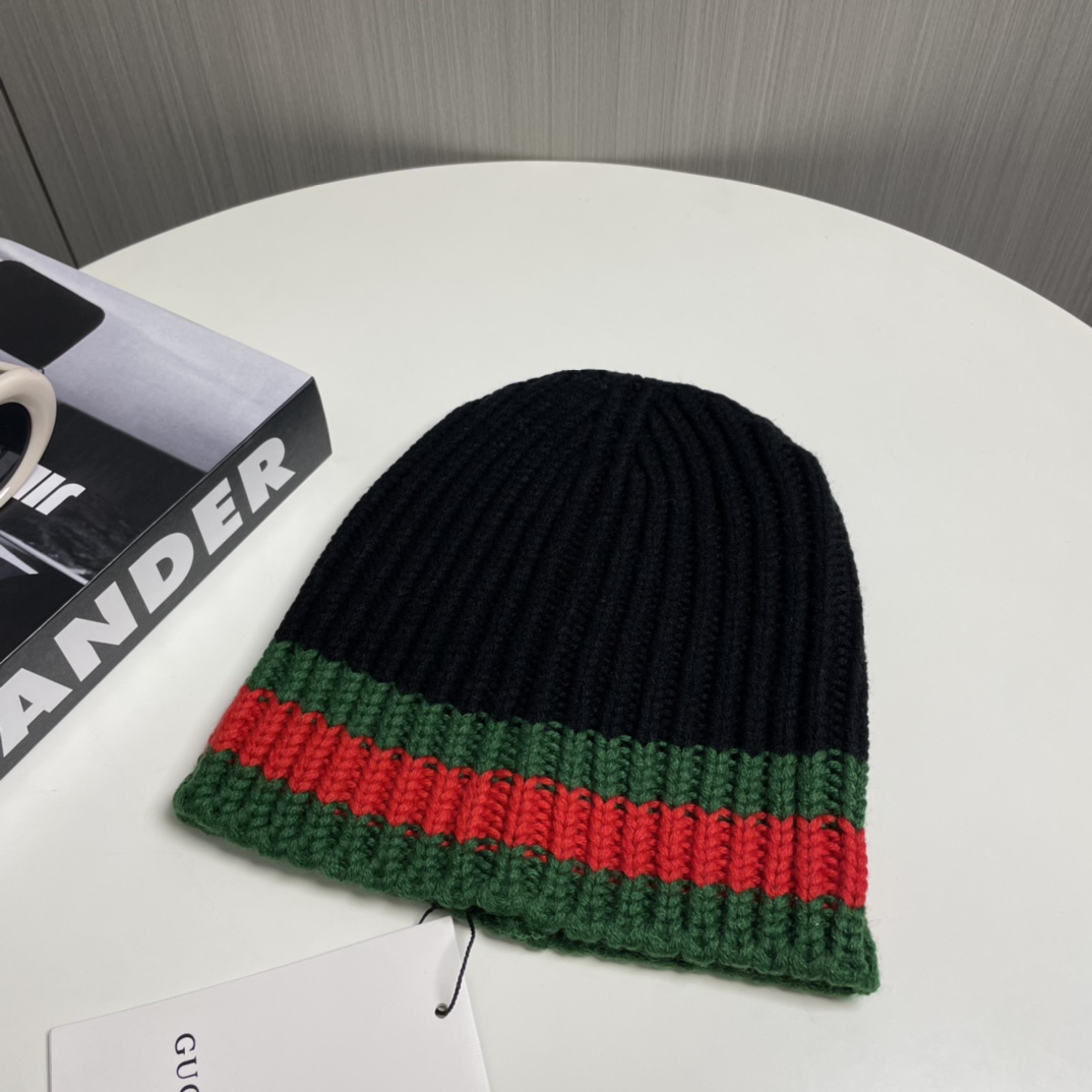 Gucci Beanie  - DesignerGu