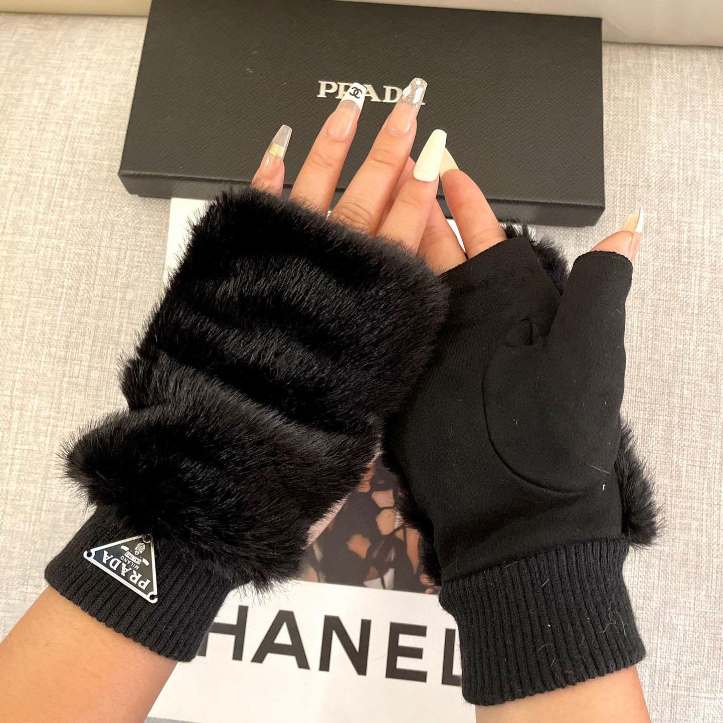 Prada Gloves  - DesignerGu