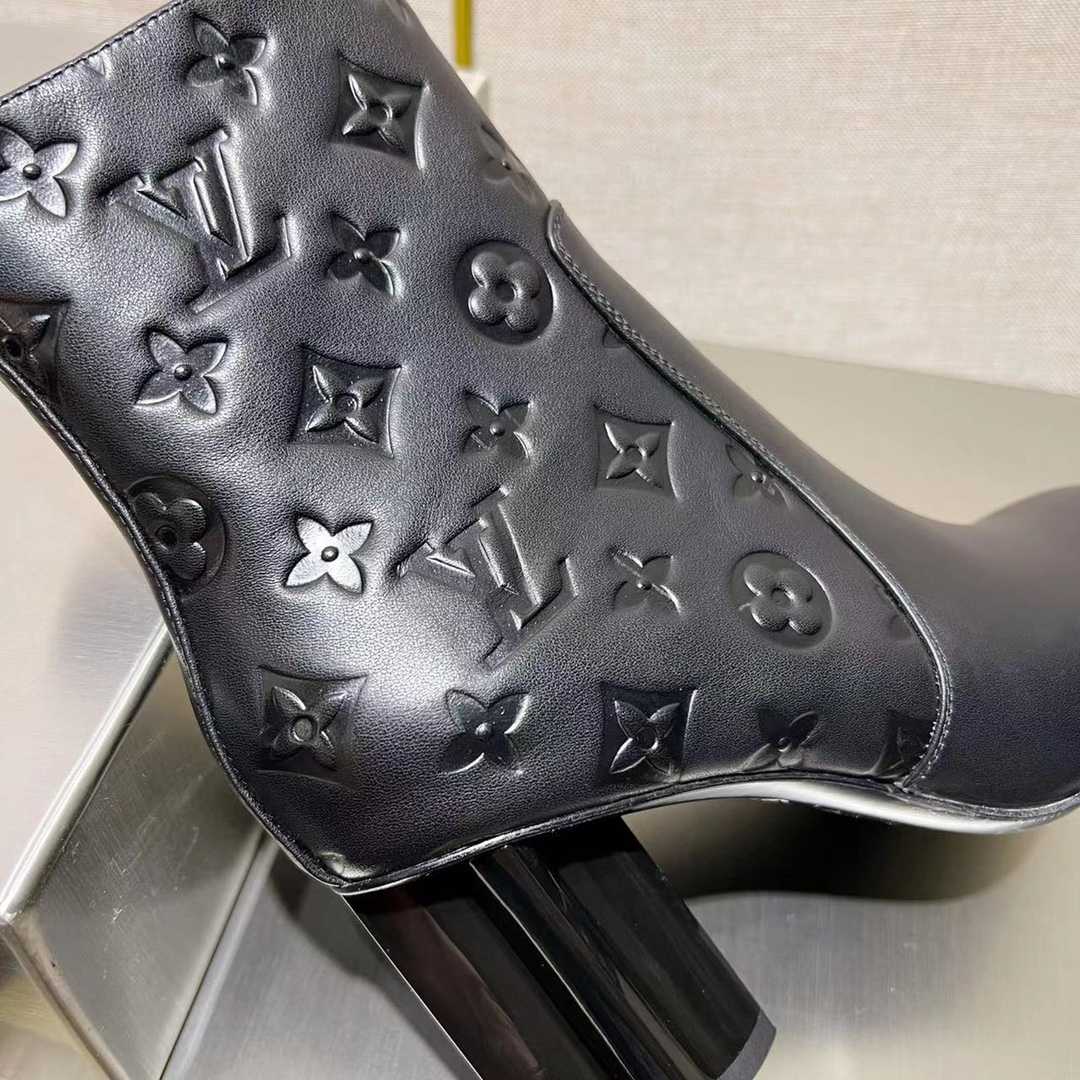 Louis Vuitton Monogram Ankle Boot - DesignerGu