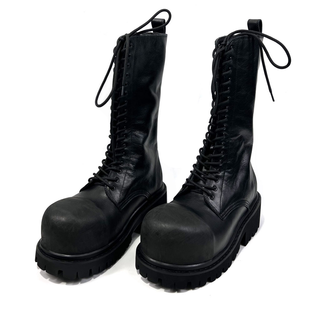 Balenciaga Stomper Boot In Black - DesignerGu