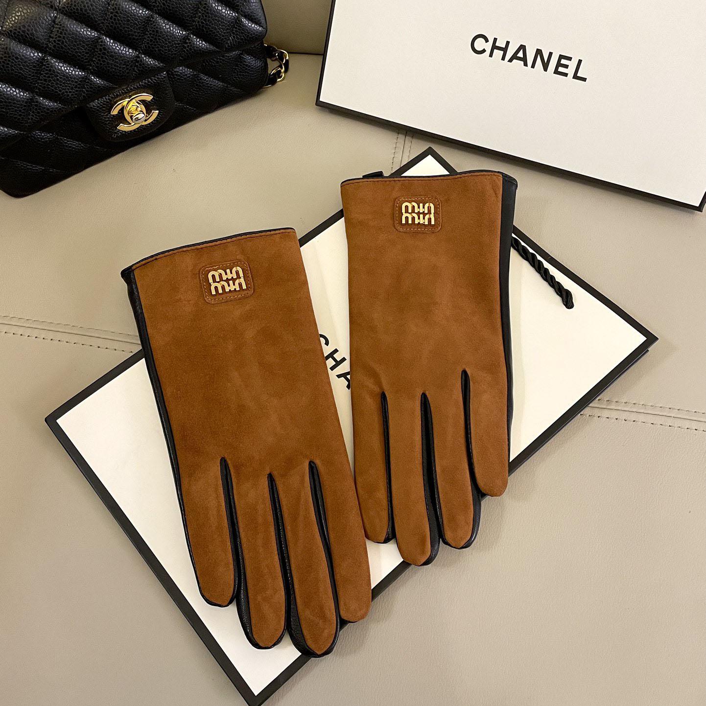 Miu Miu Gloves  - DesignerGu