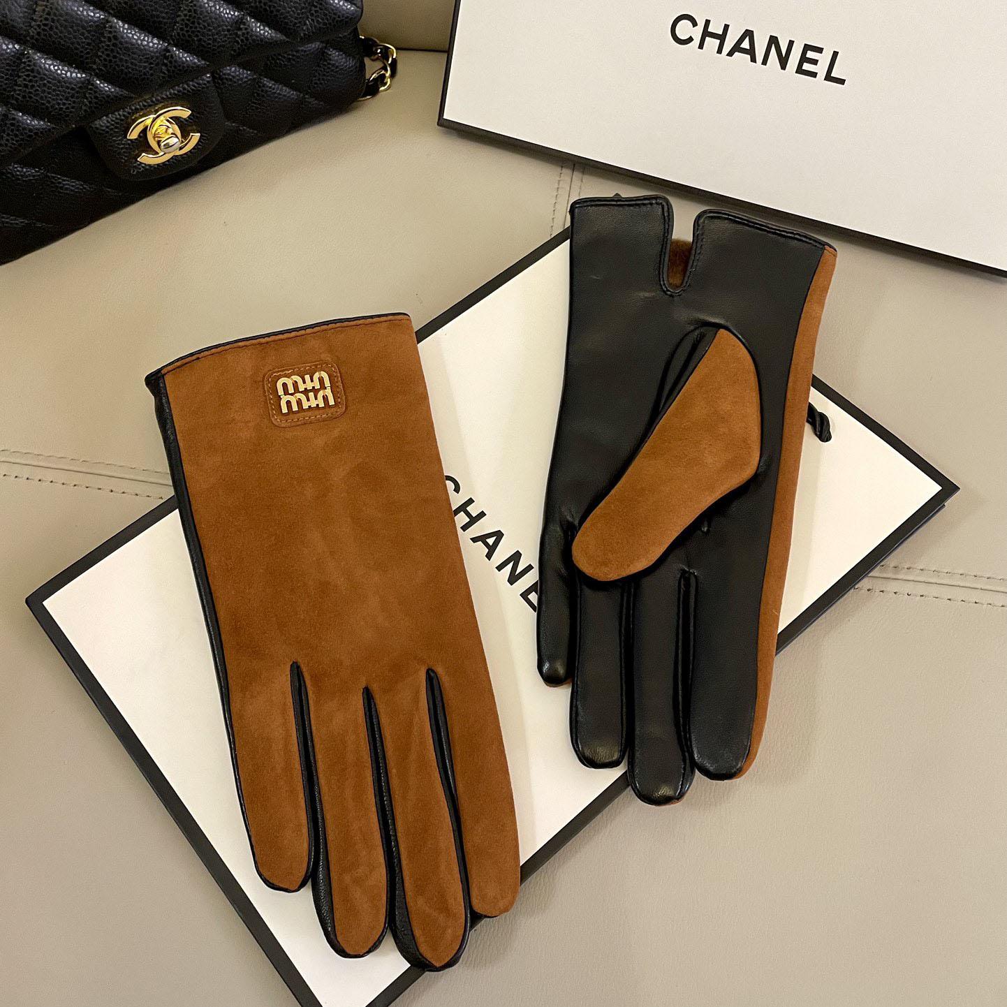 Miu Miu Gloves  - DesignerGu