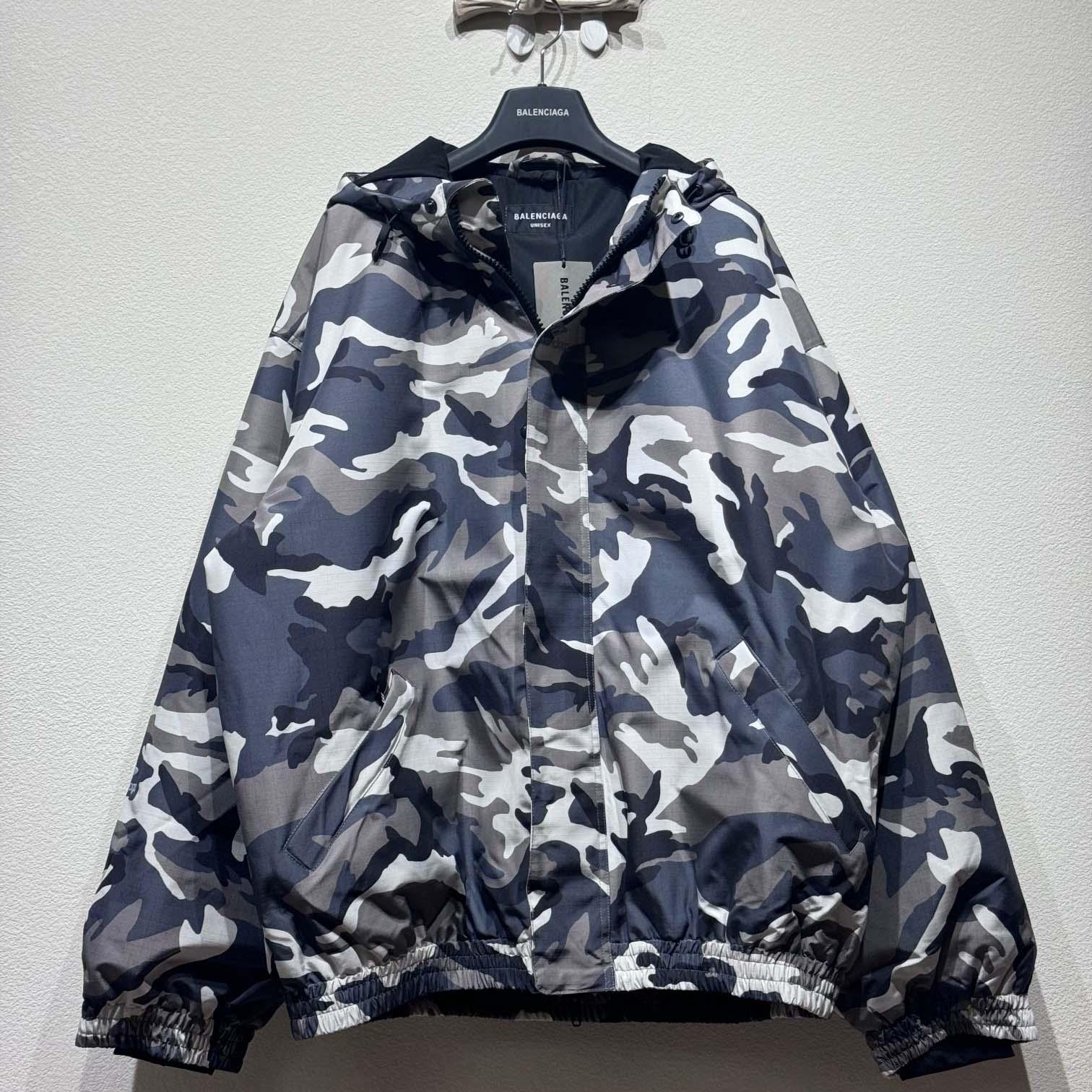 Balenciaga Camo Ski Parka In Grey  - DesignerGu