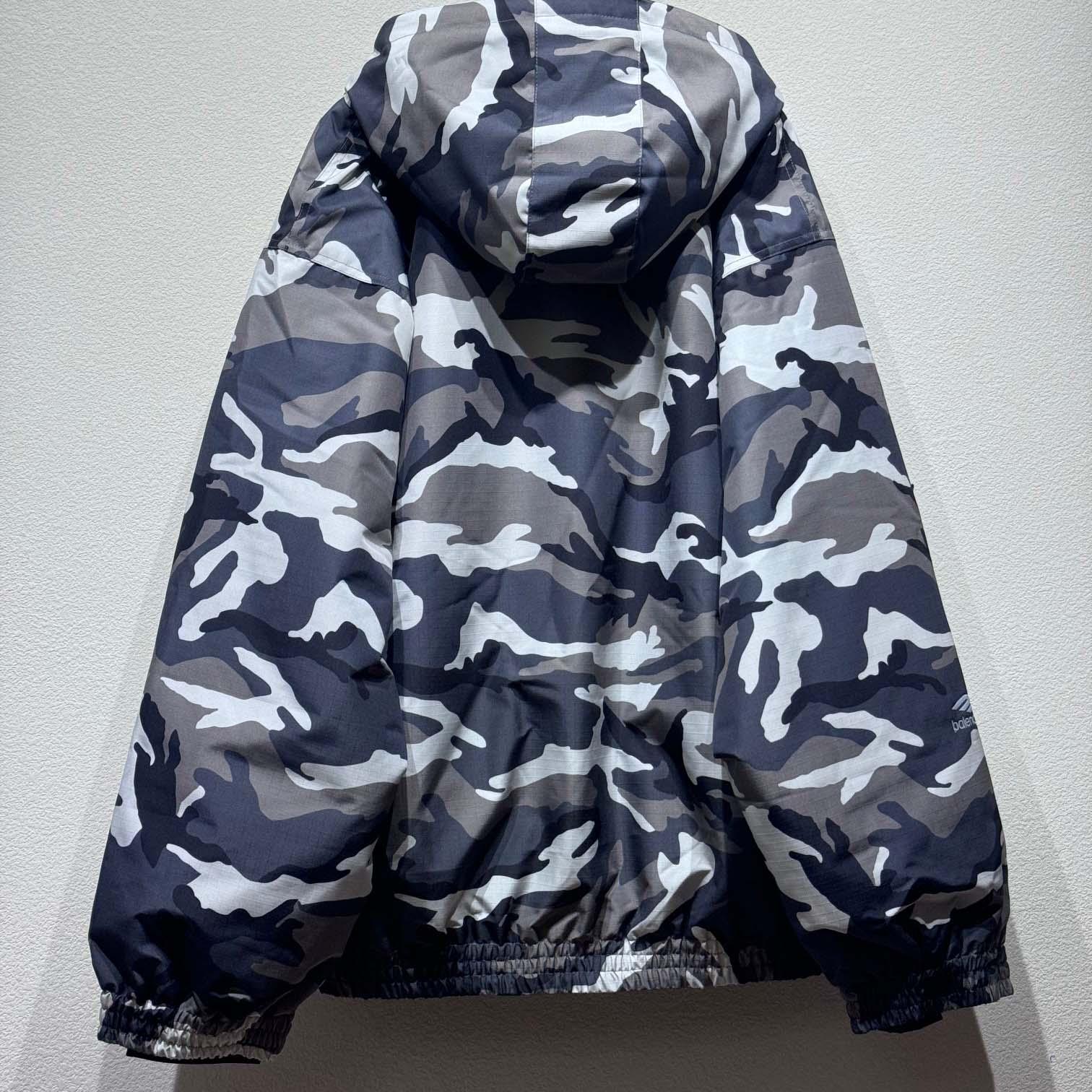 Balenciaga Camo Ski Parka In Grey  - DesignerGu