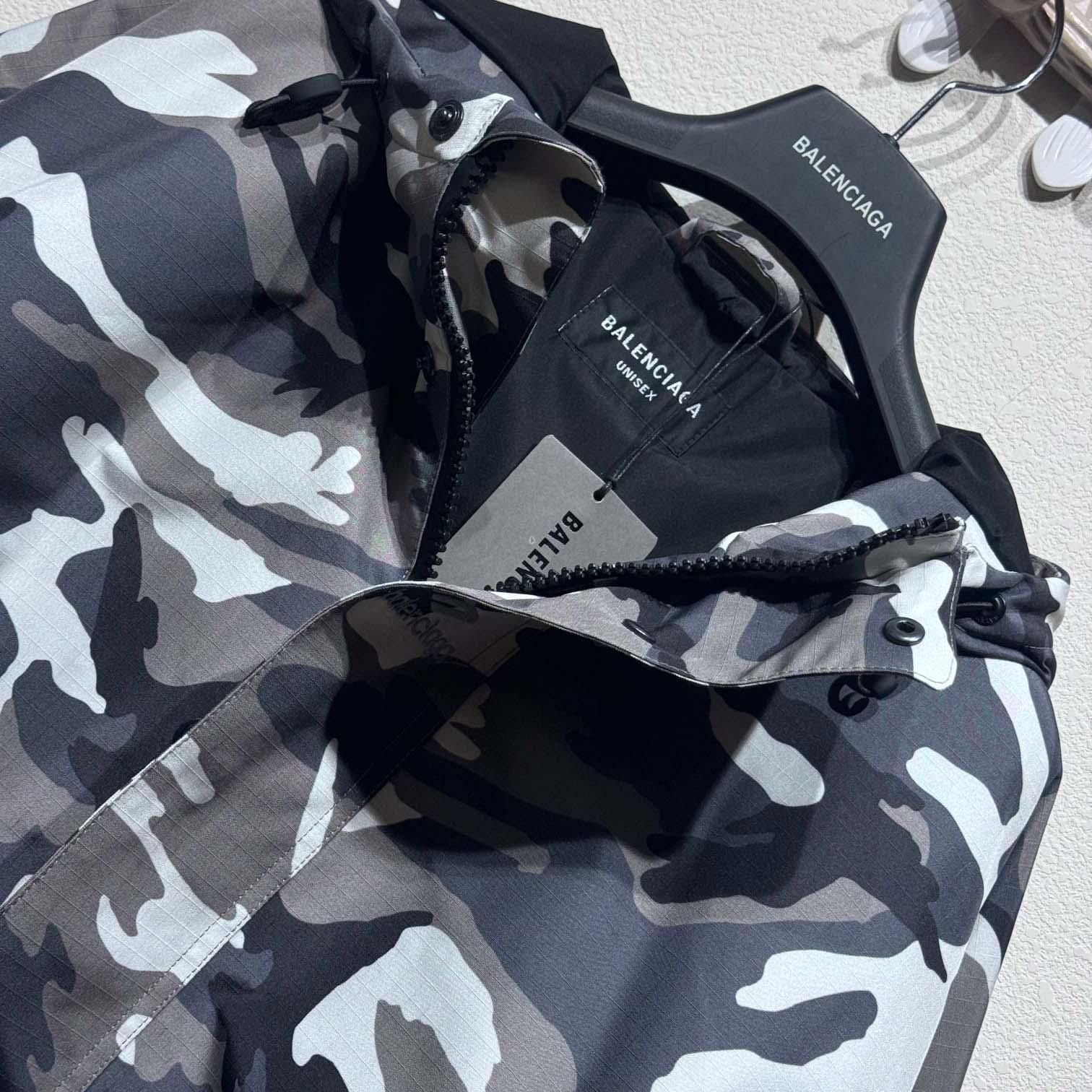 Balenciaga Camo Ski Parka In Grey  - DesignerGu