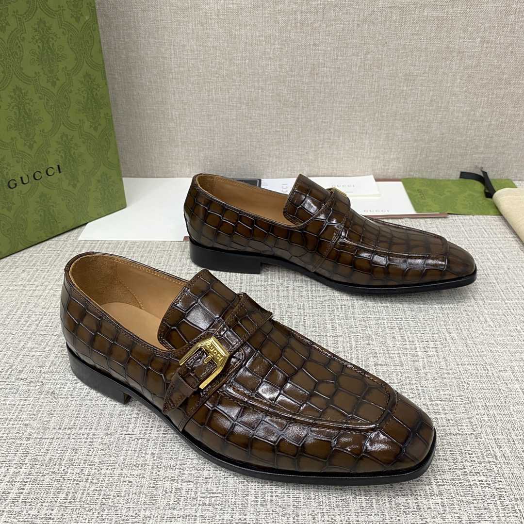 Gucci Men's Loafer - DesignerGu