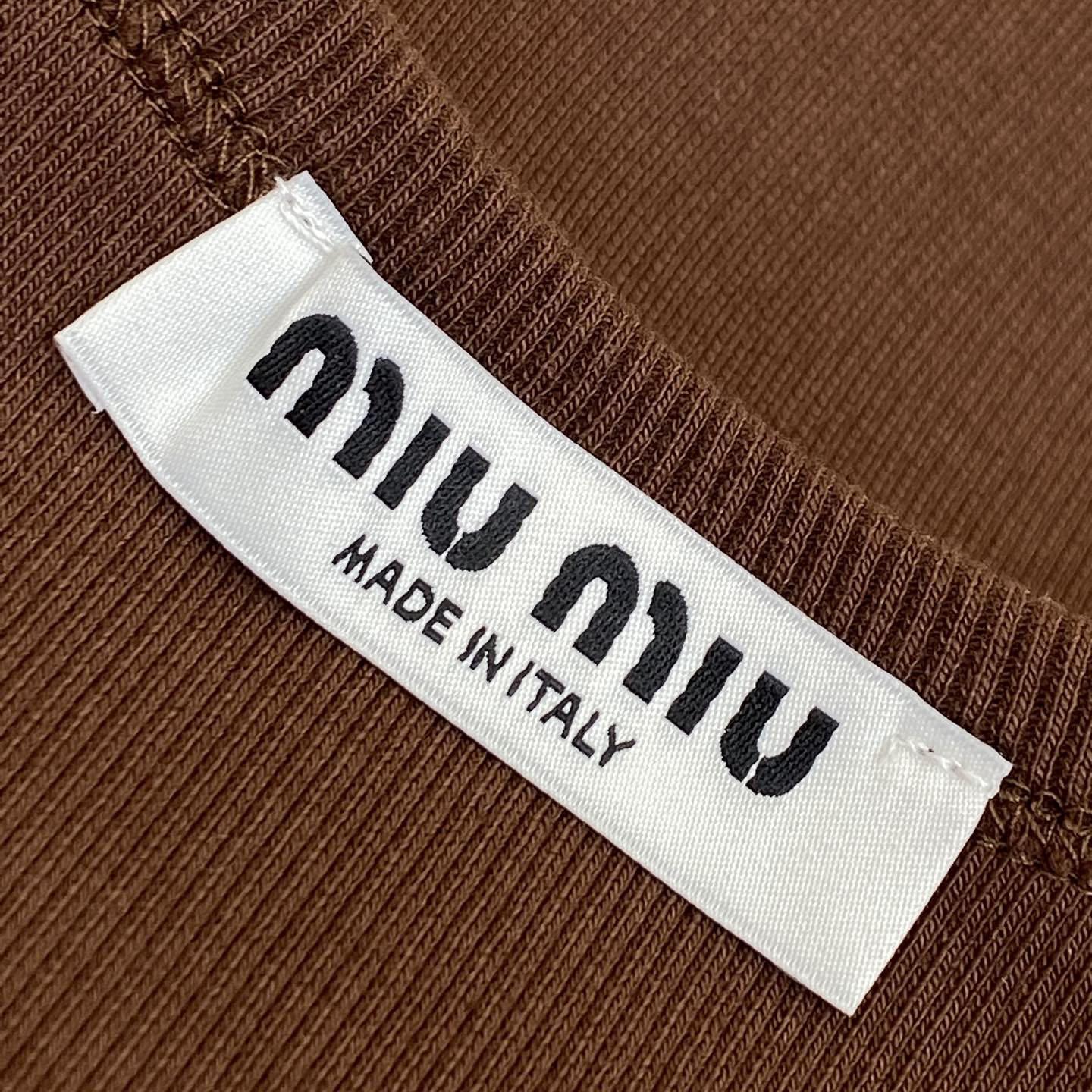 Miu Miu Brown Ribbed Cropped T-Shirt - DesignerGu