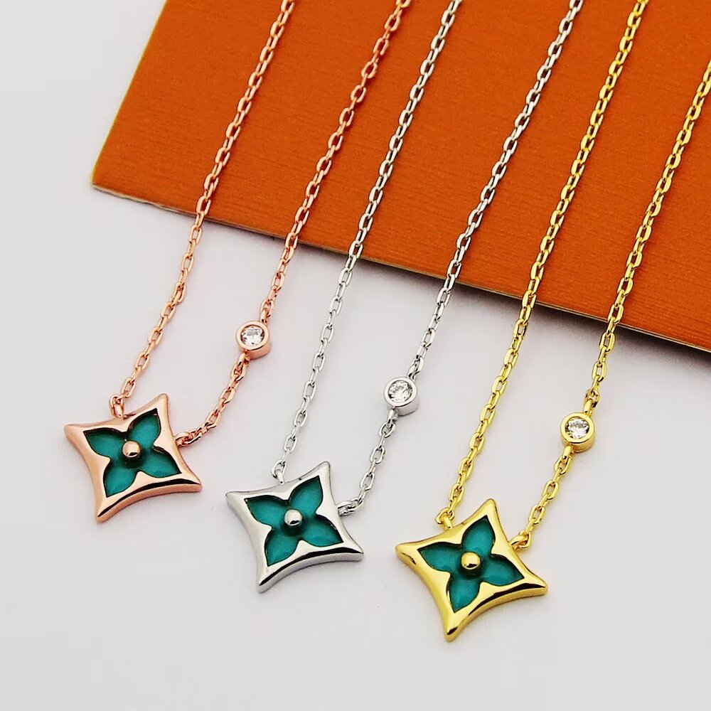 Louis Vuitton Color Blossom BB Star Pendant - DesignerGu