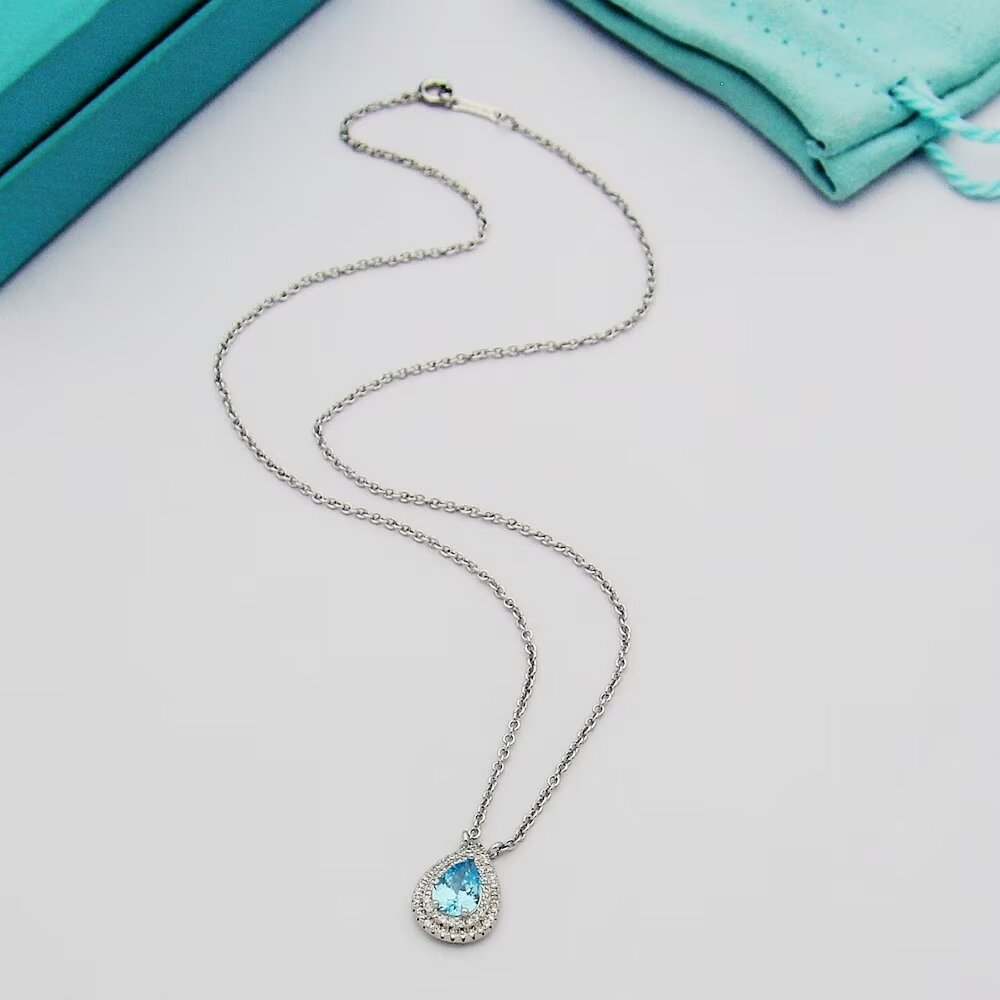 Tiffany & Co. Aquamarine and Diamond Pendant - DesignerGu