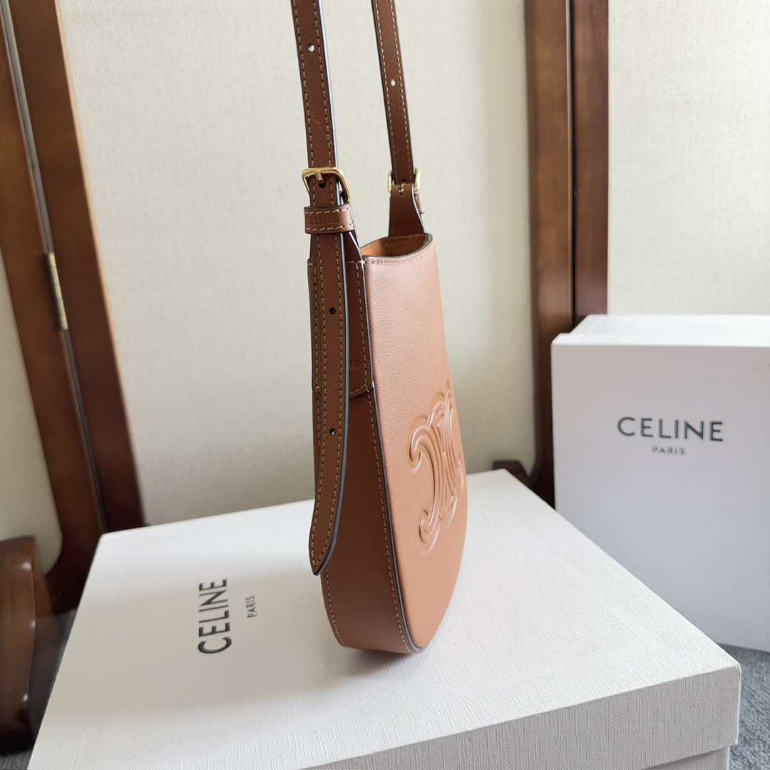 Celine Phone Pouch Heloise In Supple Calfskin - DesignerGu