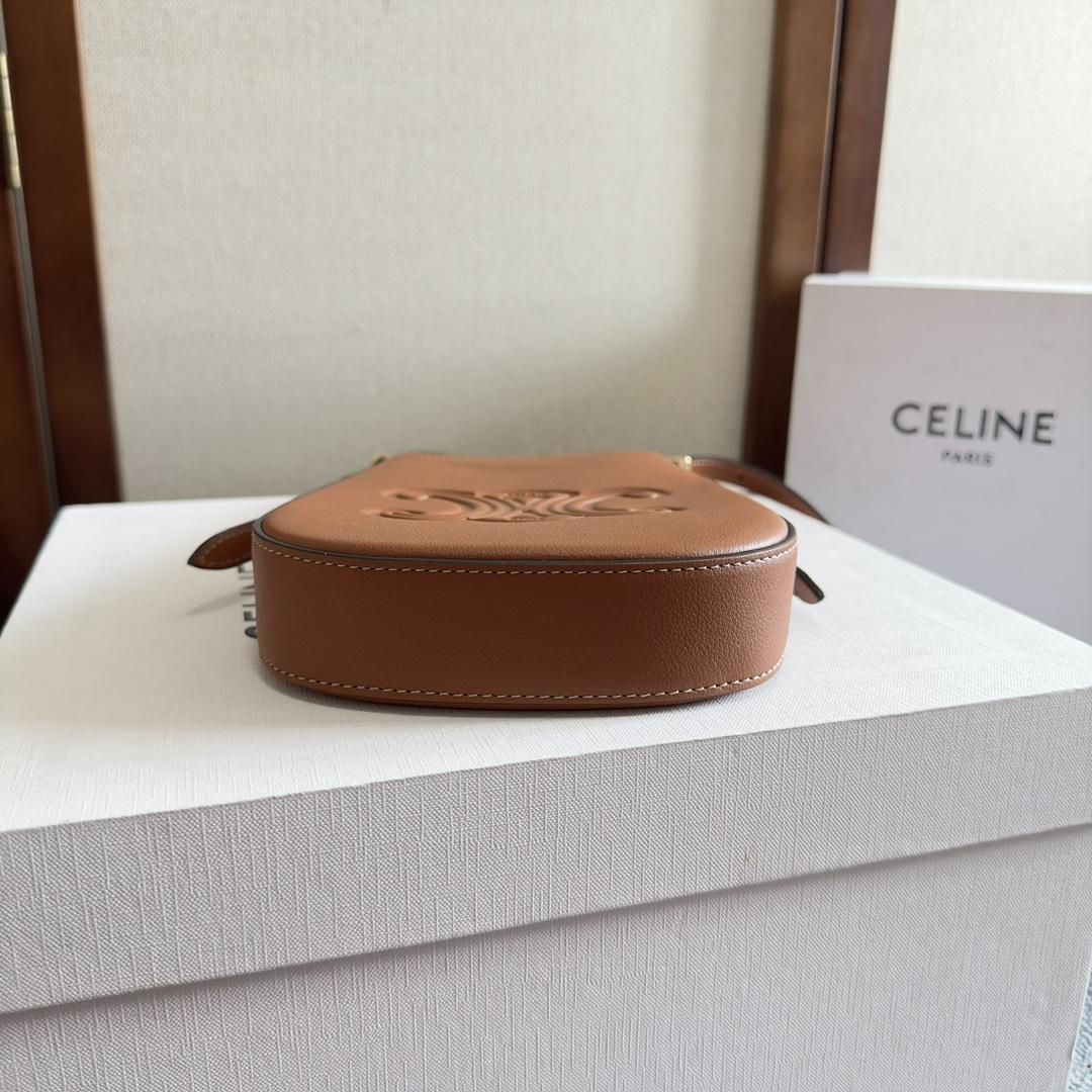 Celine Phone Pouch Heloise In Supple Calfskin - DesignerGu