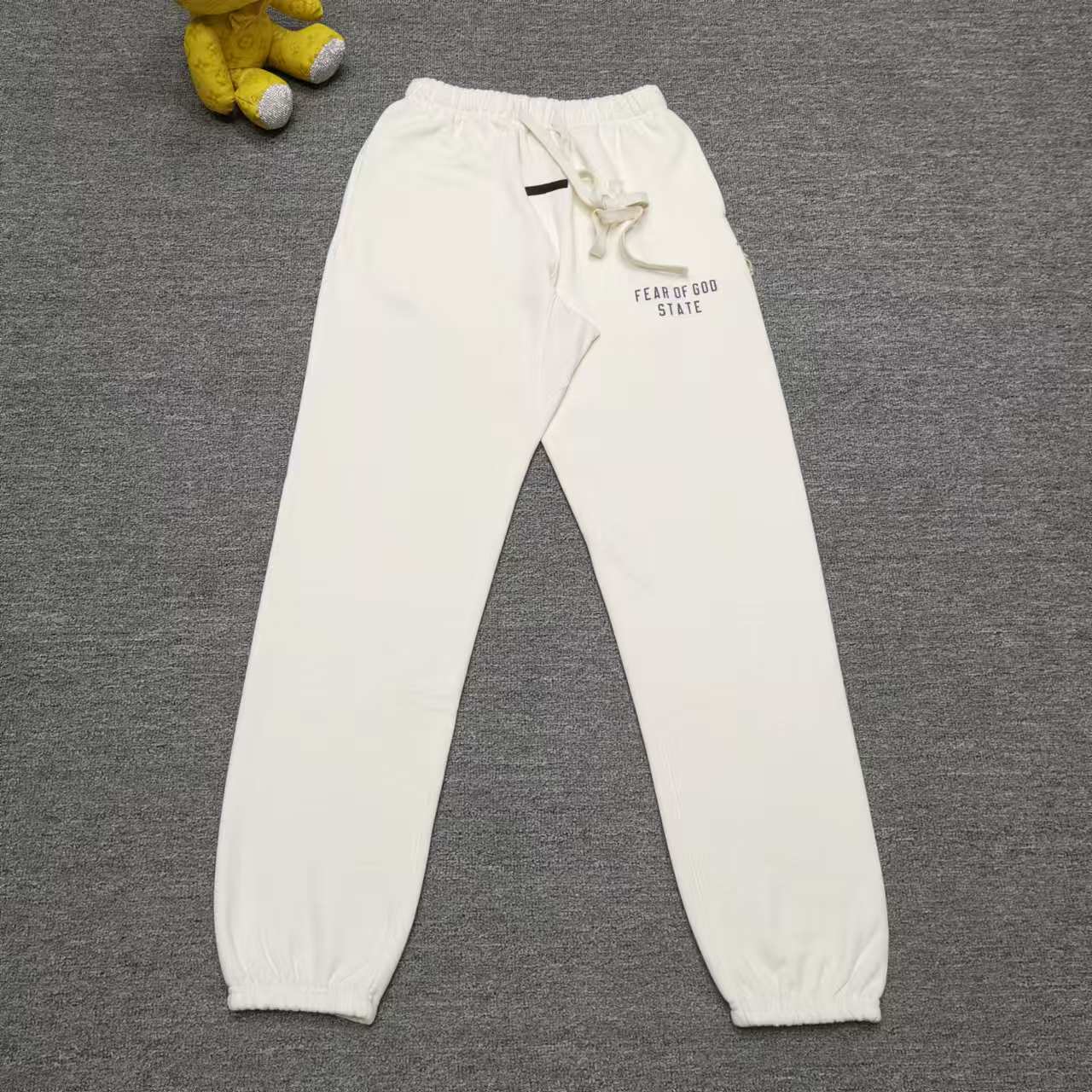 Fear of God Essentials Sweatpants - DesignerGu