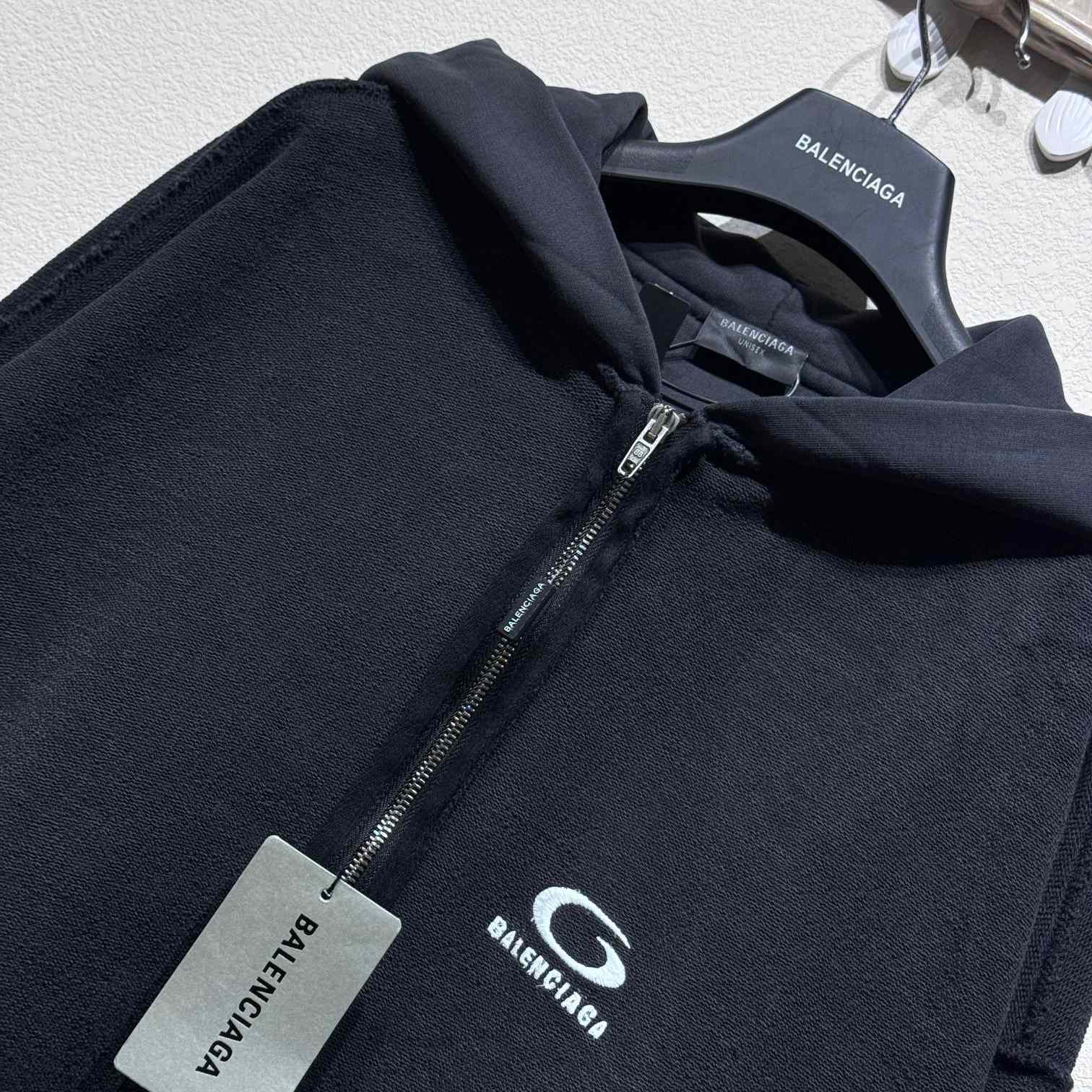 Balenciaga Zip-Up Hoodie  - DesignerGu