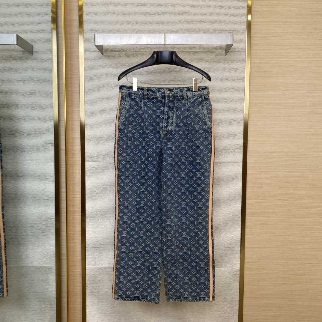 Louis Vuitton Monogram Denim Tailored Pants    1AGIV1 - DesignerGu