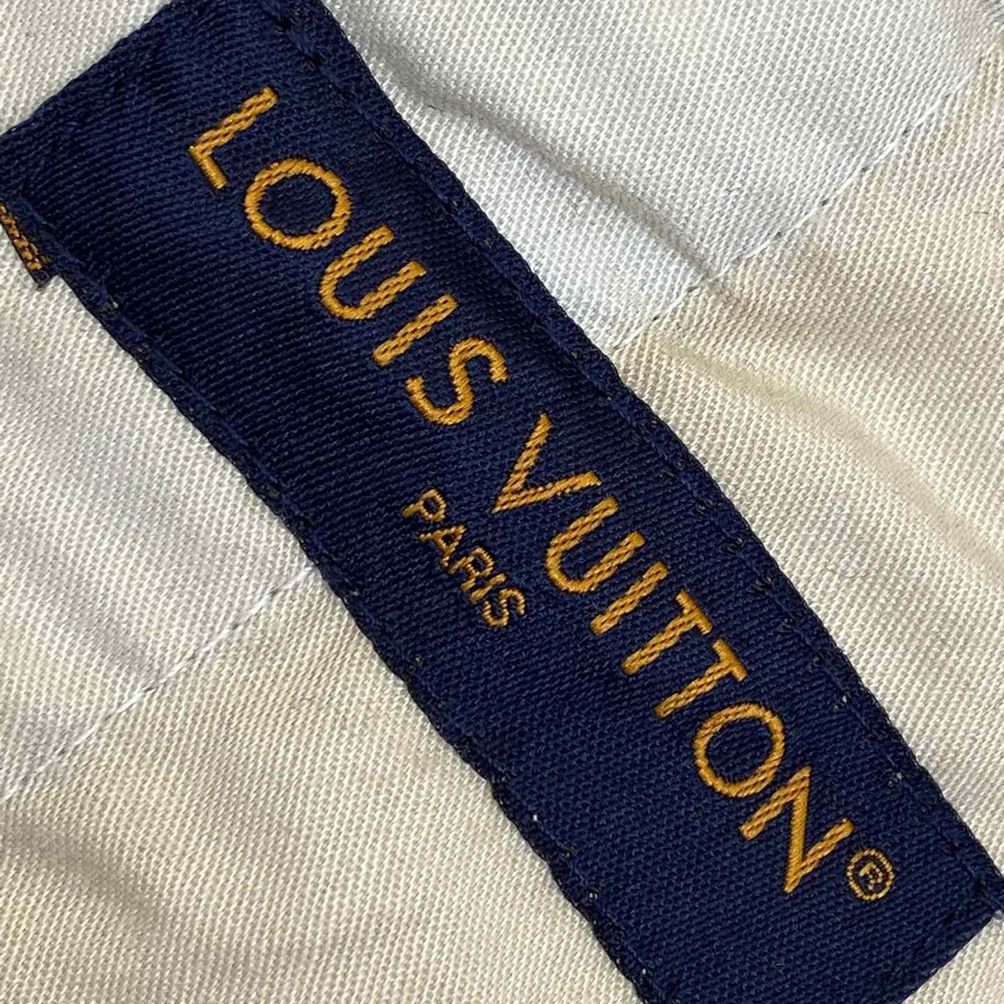 Louis Vuitton Monogram Denim Tailored Pants    1AGIV1 - DesignerGu