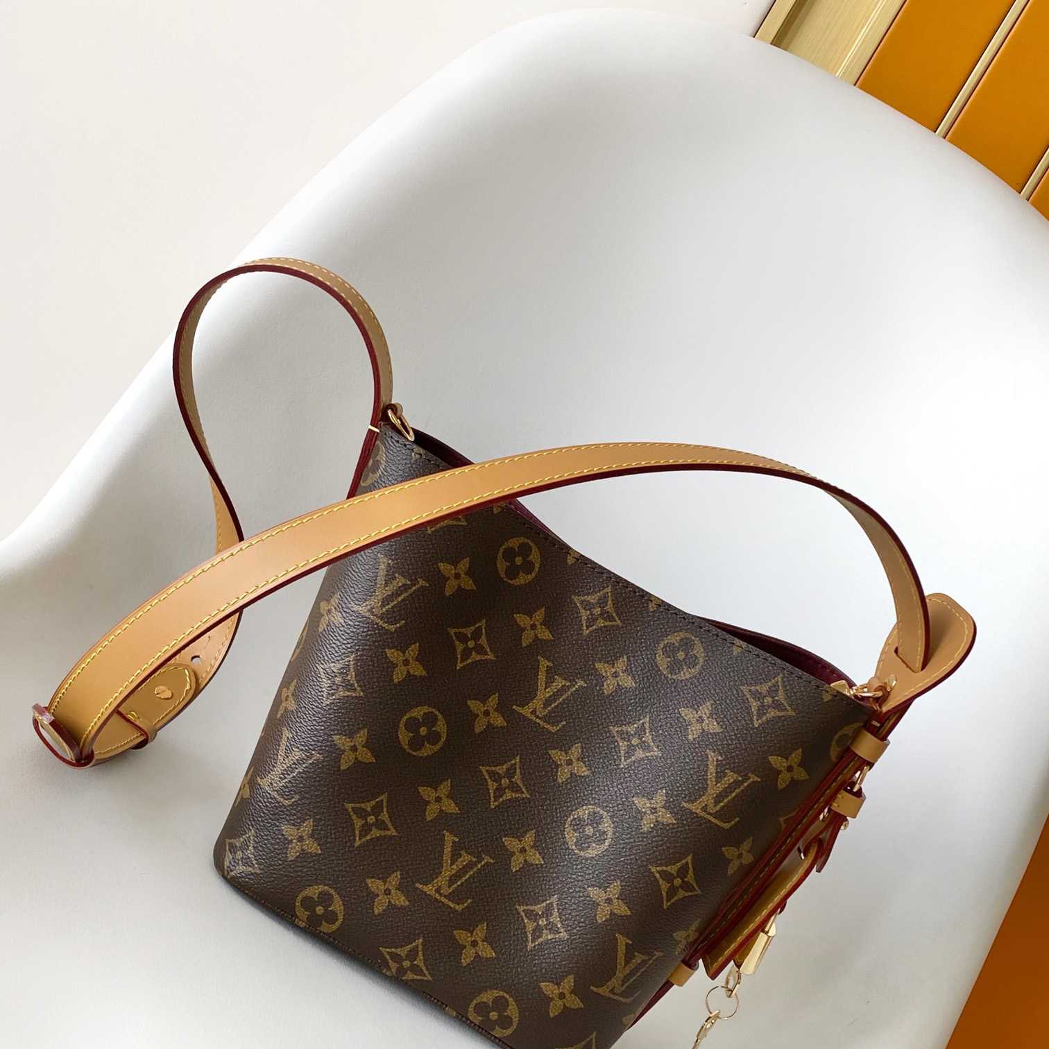 Louis Vuitton All In BB   M12925 - DesignerGu