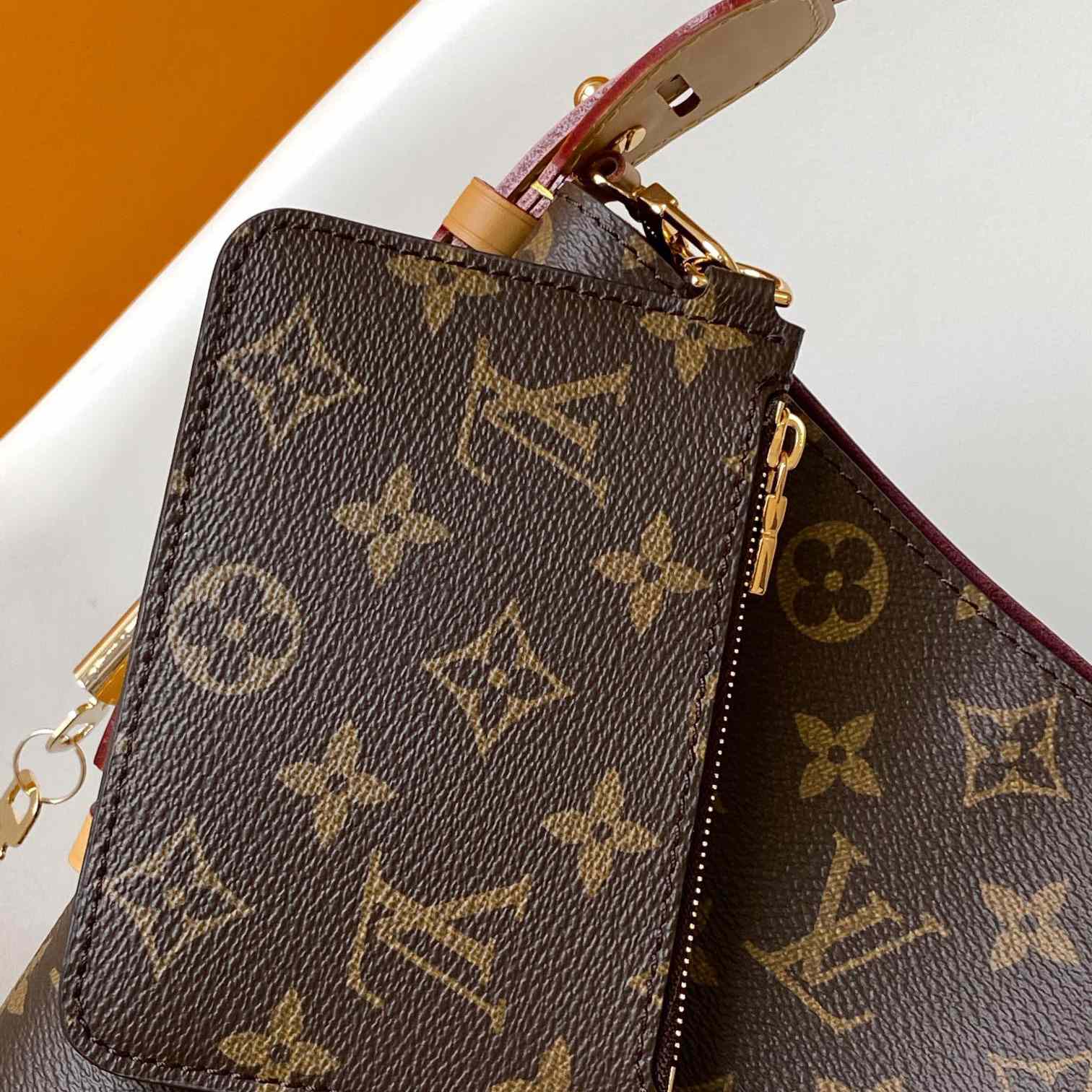 Louis Vuitton All In BB   M12925 - DesignerGu