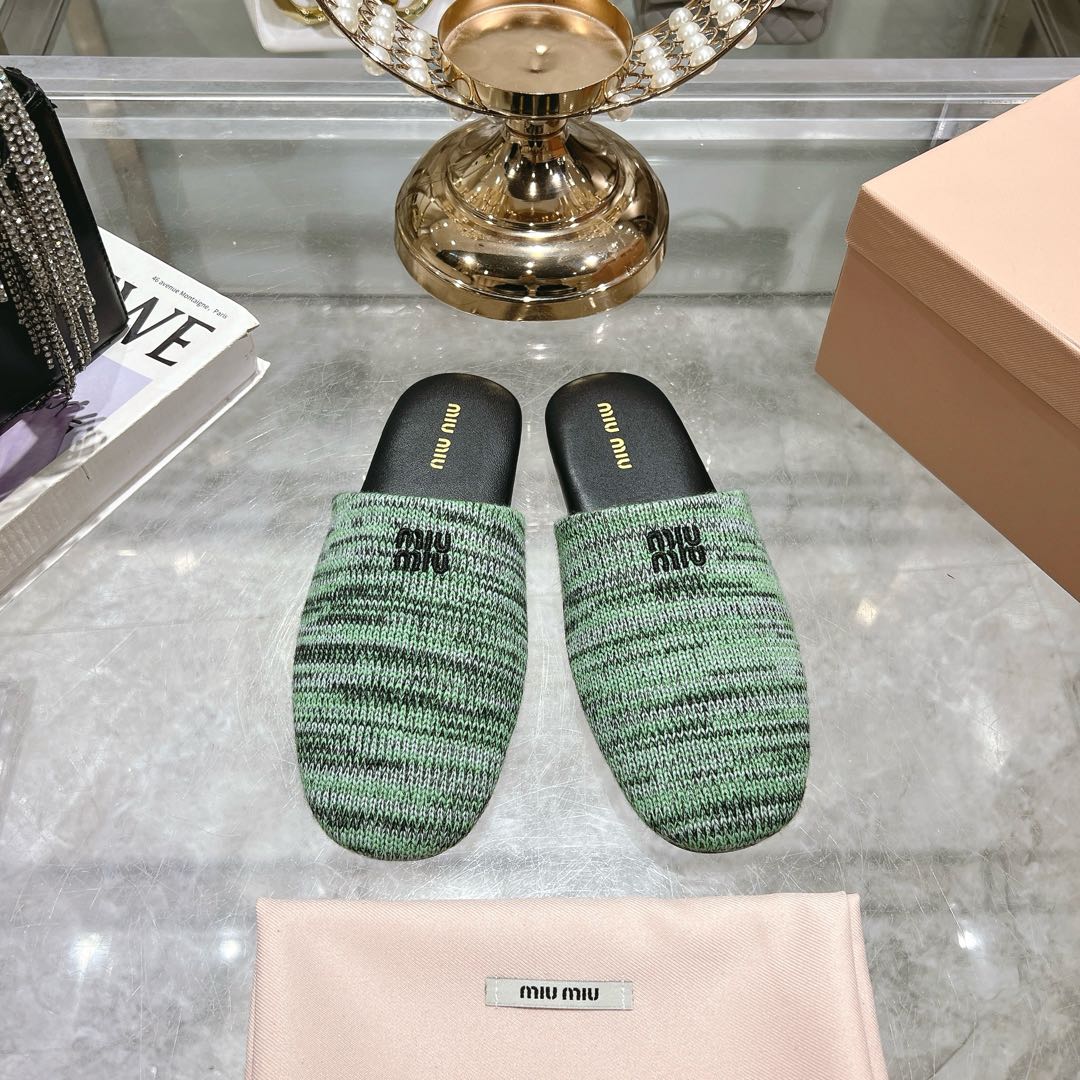 Miu Miu Wool slippers - DesignerGu