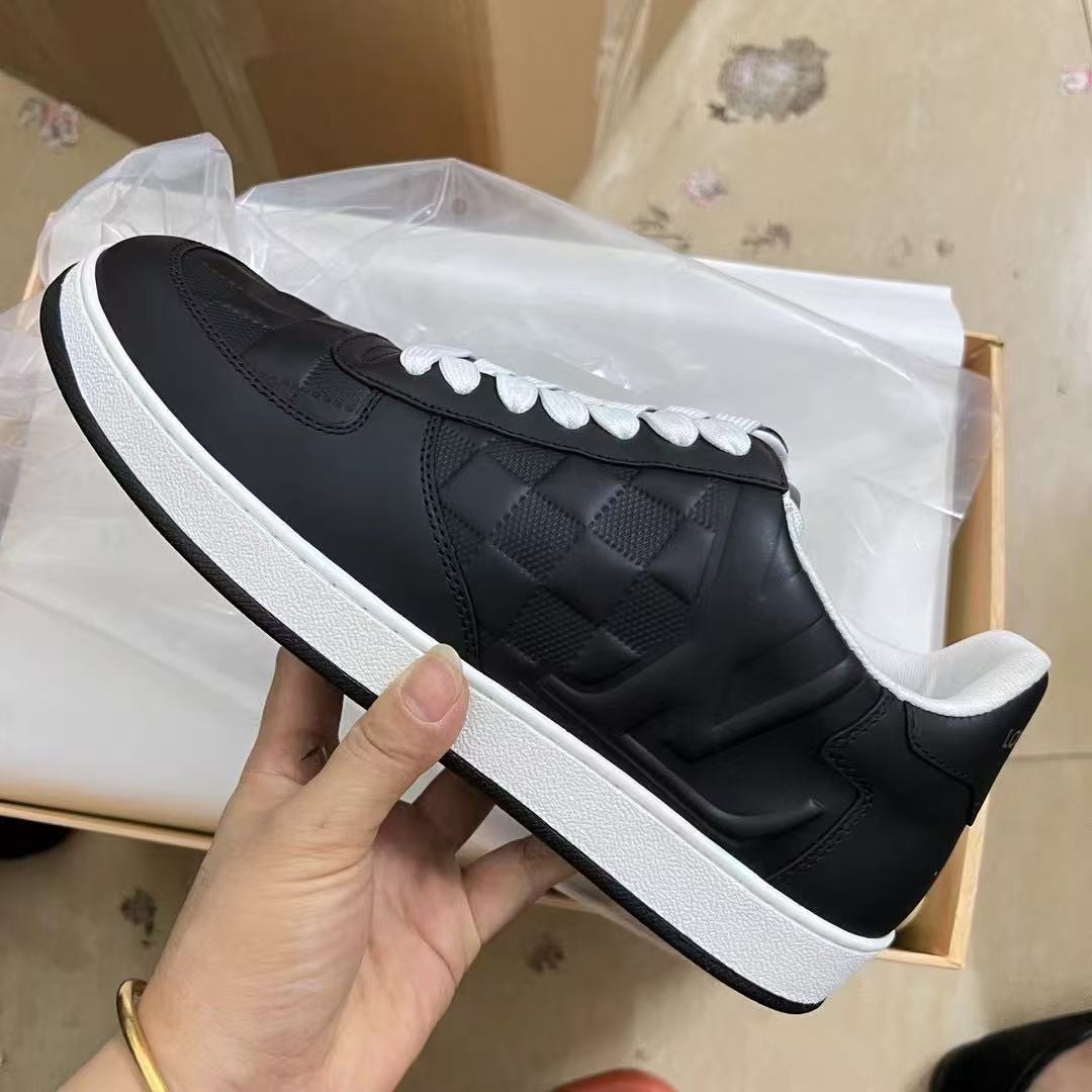 Louis Vuitton Rivoli Sneaker  1ACVIB - DesignerGu