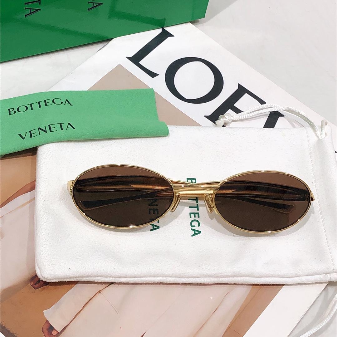 Bottega Veneta BV1386S Sunglasses    - DesignerGu