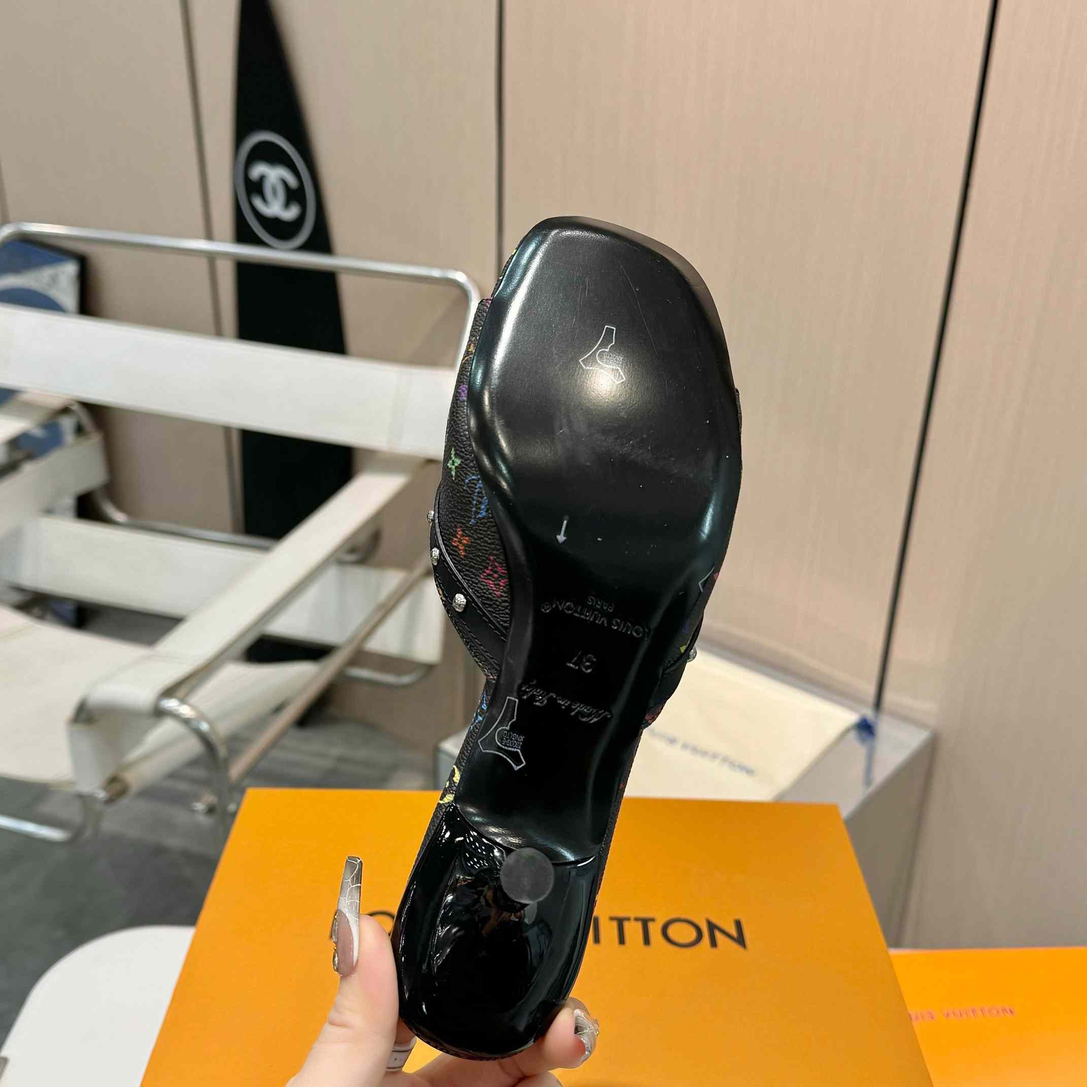 Louis Vuitton LV x TM 6AM Mule    - DesignerGu