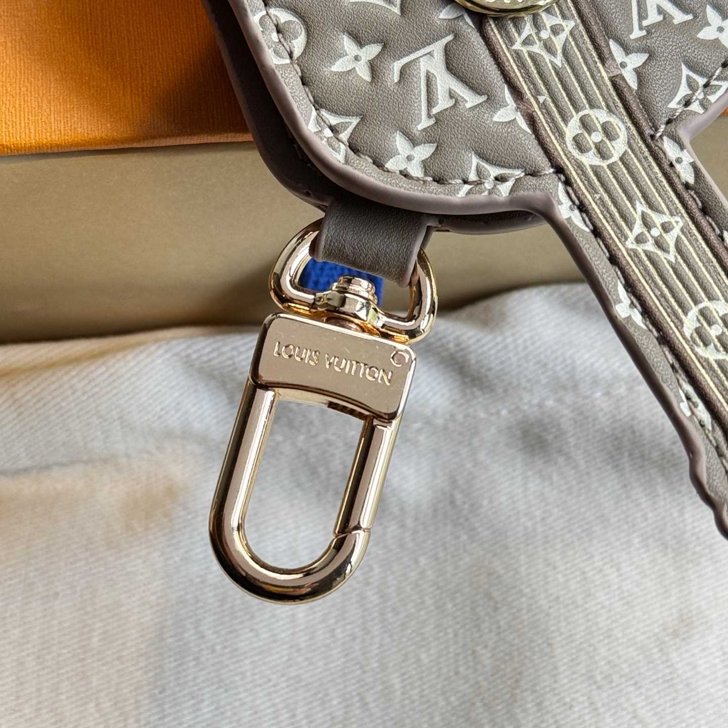 Louis Vuitton Guitar Pouch Bag Charm   M02032 - DesignerGu