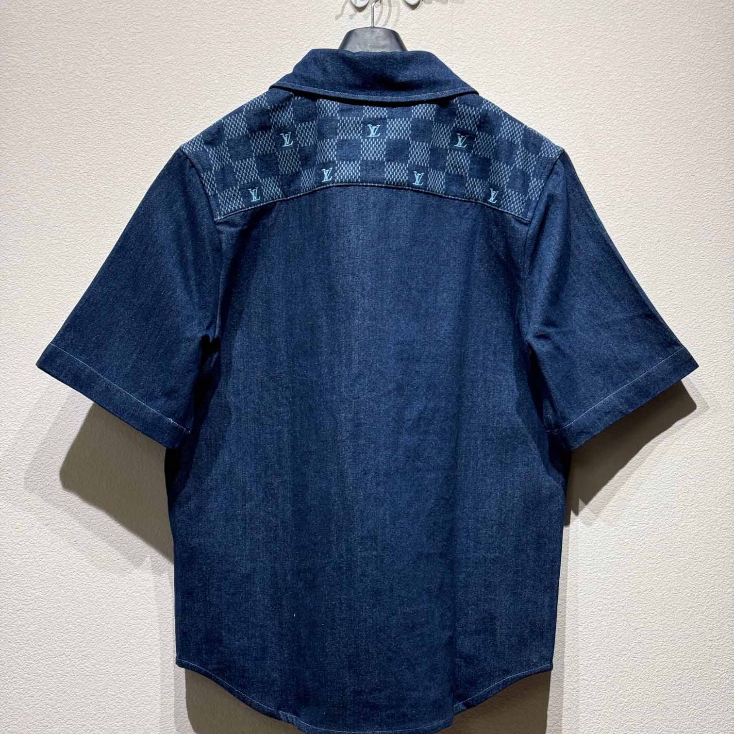 Louis Vuitton Printed Short-Sleeved Denim Shirt   1AFVQL - DesignerGu