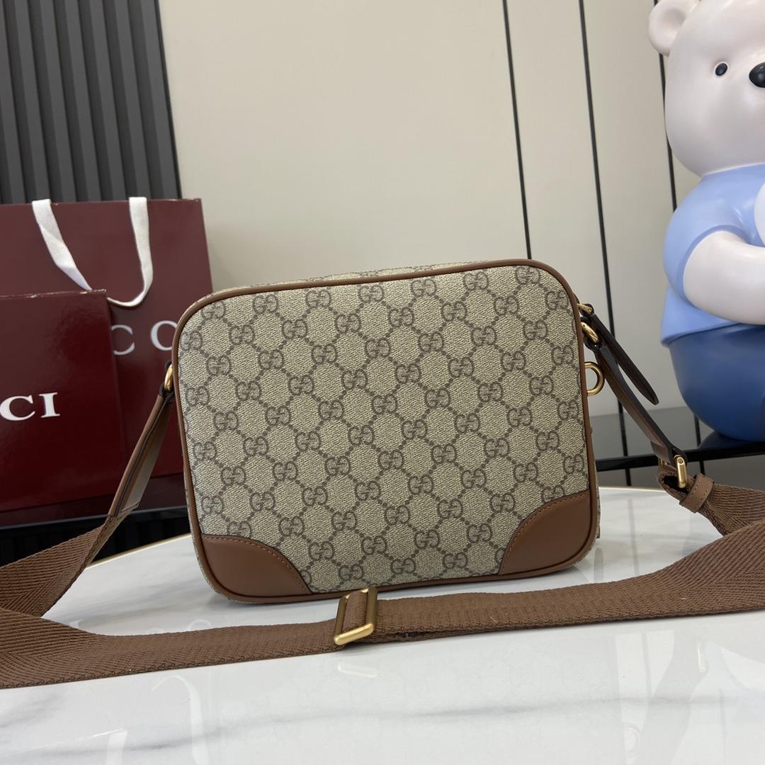 Gucci GG Emblem Medium Crossbody Bag - DesignerGu