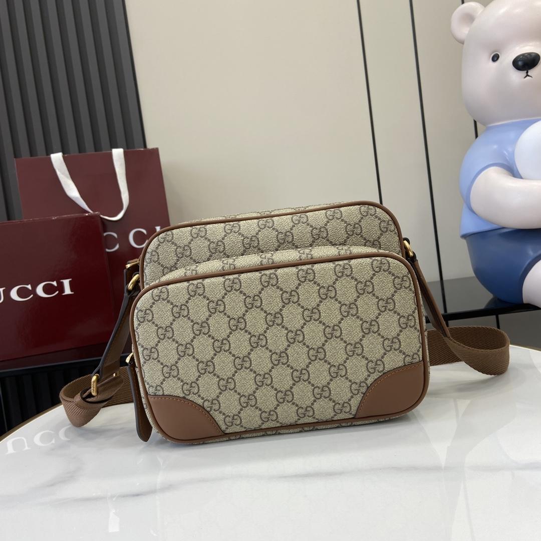 Gucci GG Emblem Medium Crossbody Bag - DesignerGu