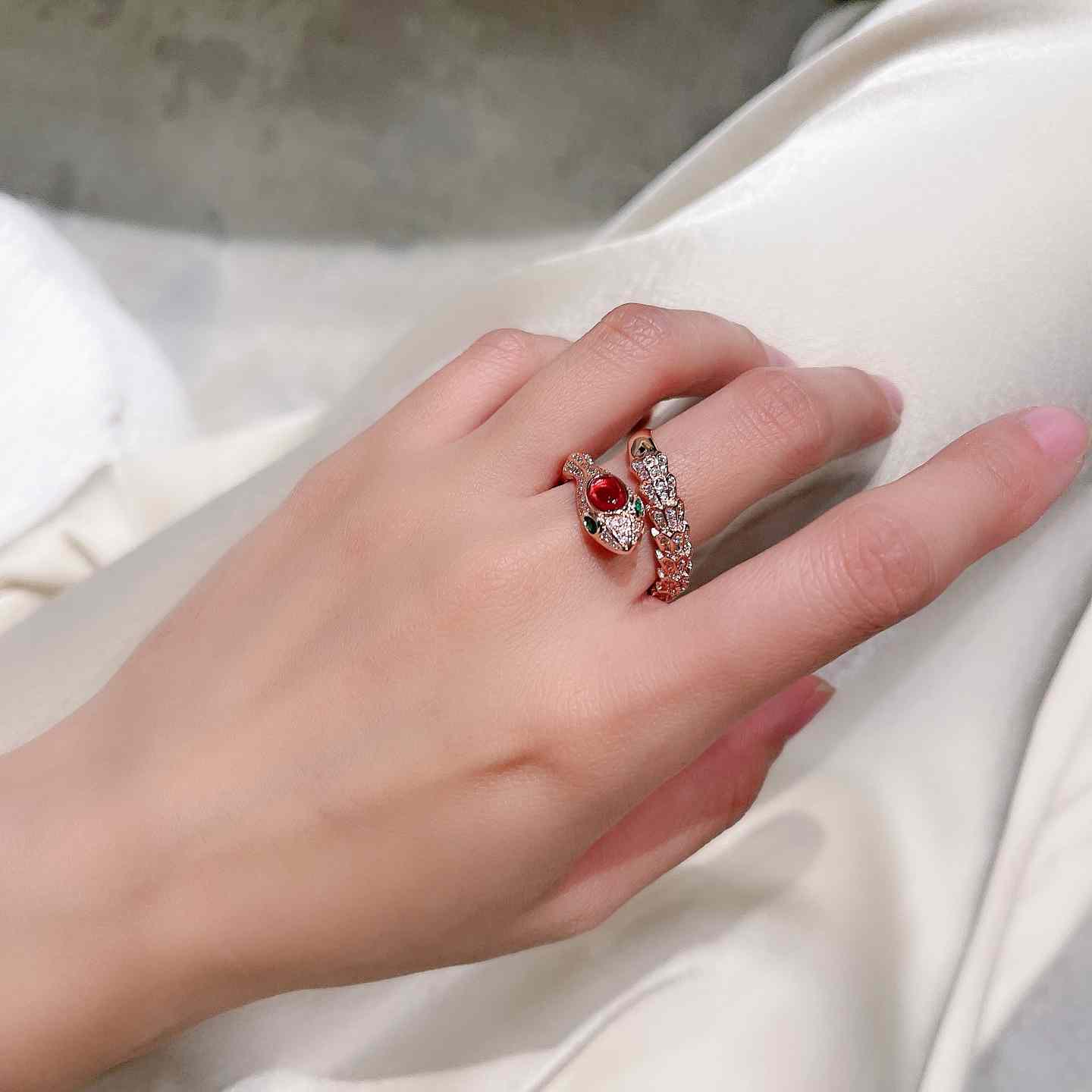 Bvlgari Ring - DesignerGu