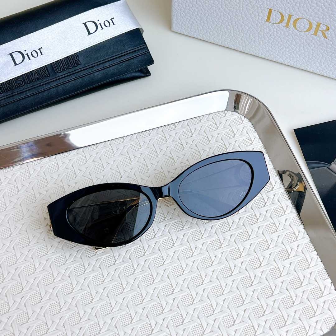 Dior 30Montaigne B6I      - DesignerGu