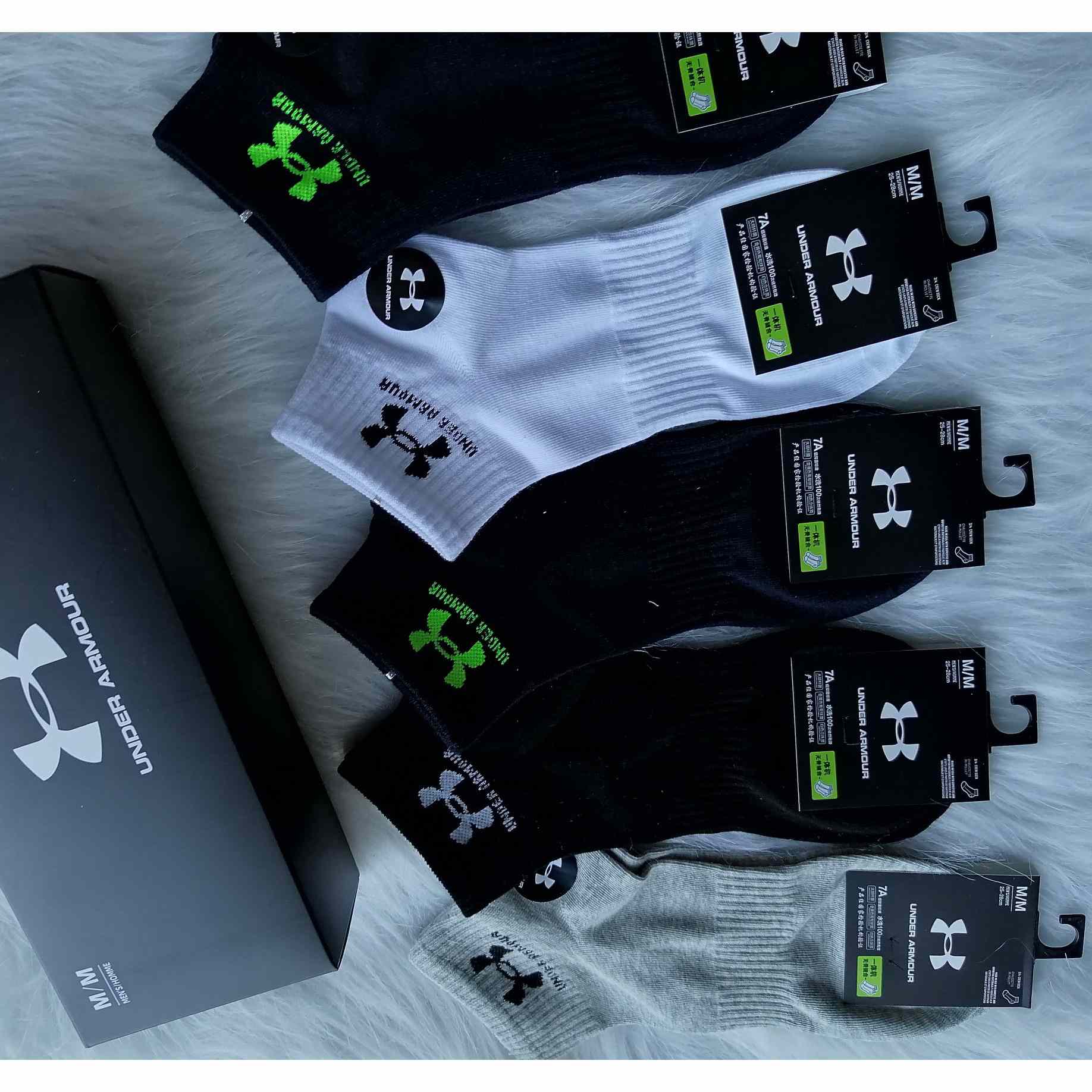 Under Armour Socks/Box - DesignerGu