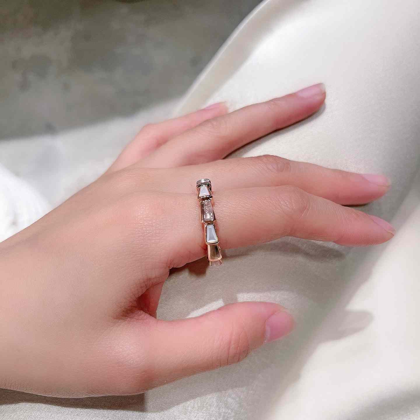 Bvlgari Ring - DesignerGu