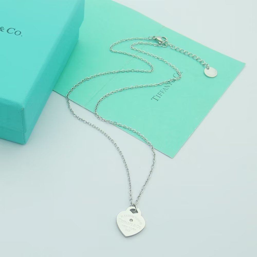 Tiffany & Co. Heart Tag Pendant - DesignerGu