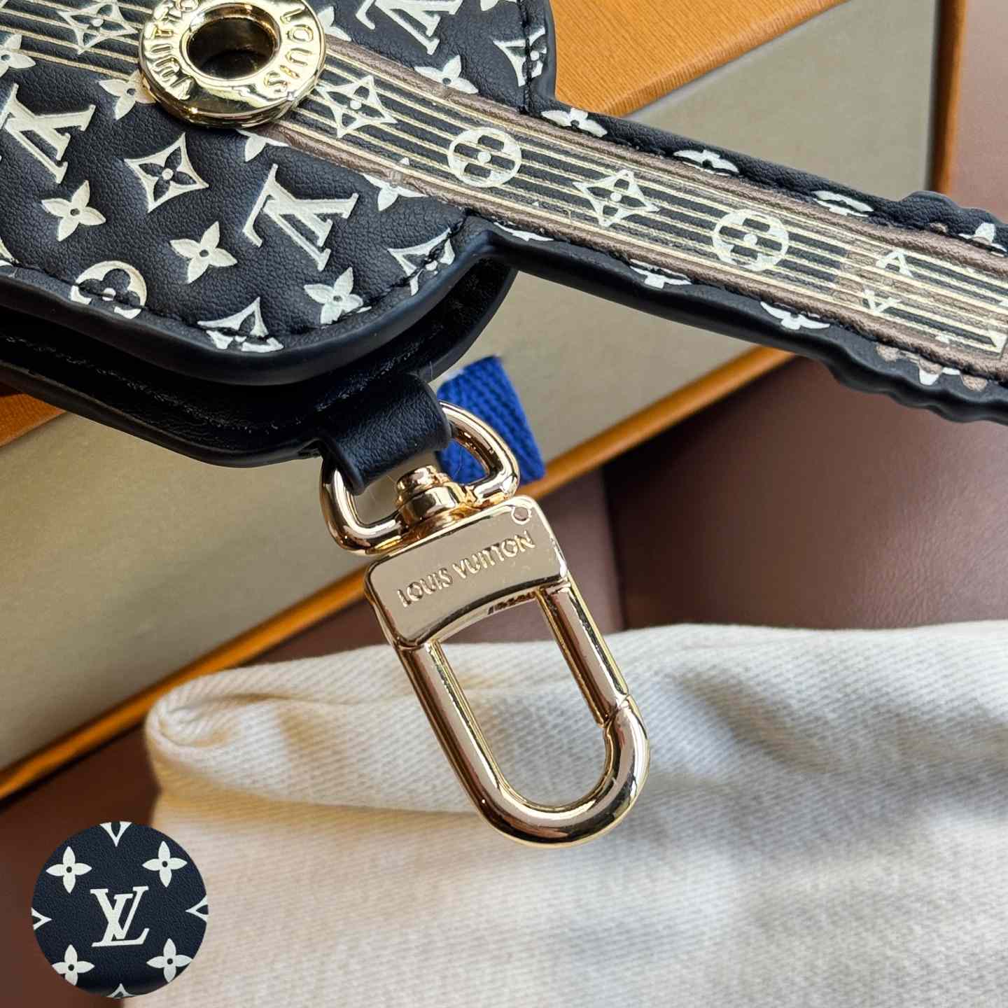 Louis Vuitton Guitar Pouch Bag Charm   M02032 - DesignerGu