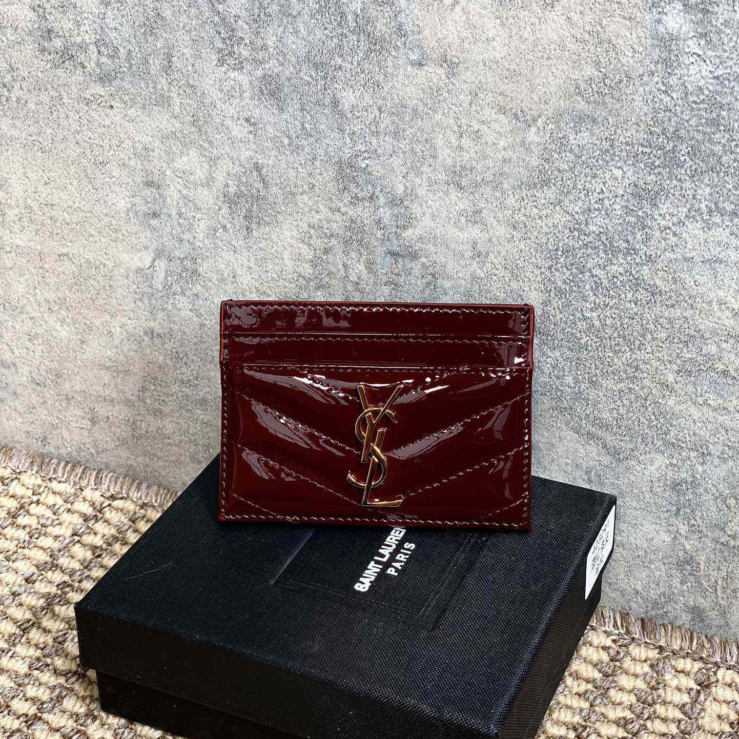 Saint Laurent Cassandre Matelasse Card Case In Patent Leather - DesignerGu