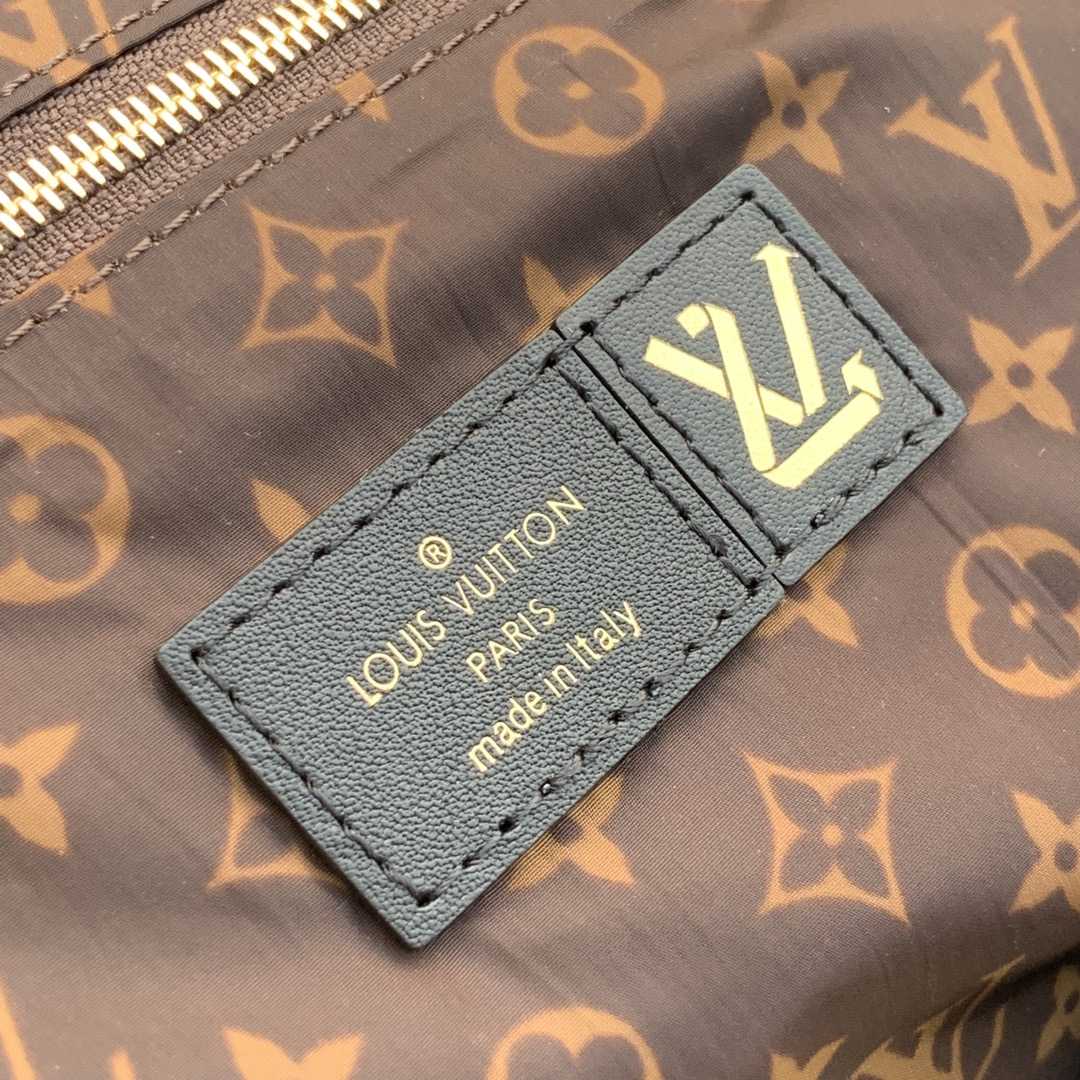 Louis Vuitton Monogram Giant Pillow OnTheGo MM   M59007 （41 x 34 x 19cm） - DesignerGu