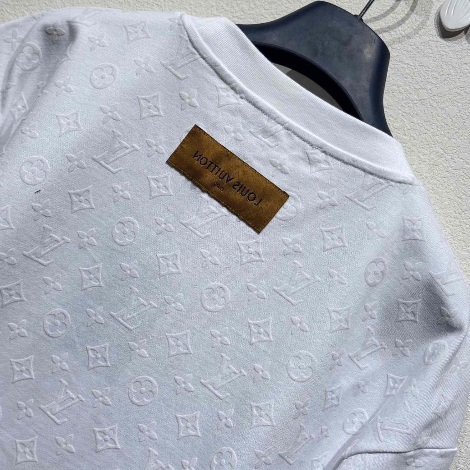 Louis Vuitton Monogram T-Shirt - DesignerGu