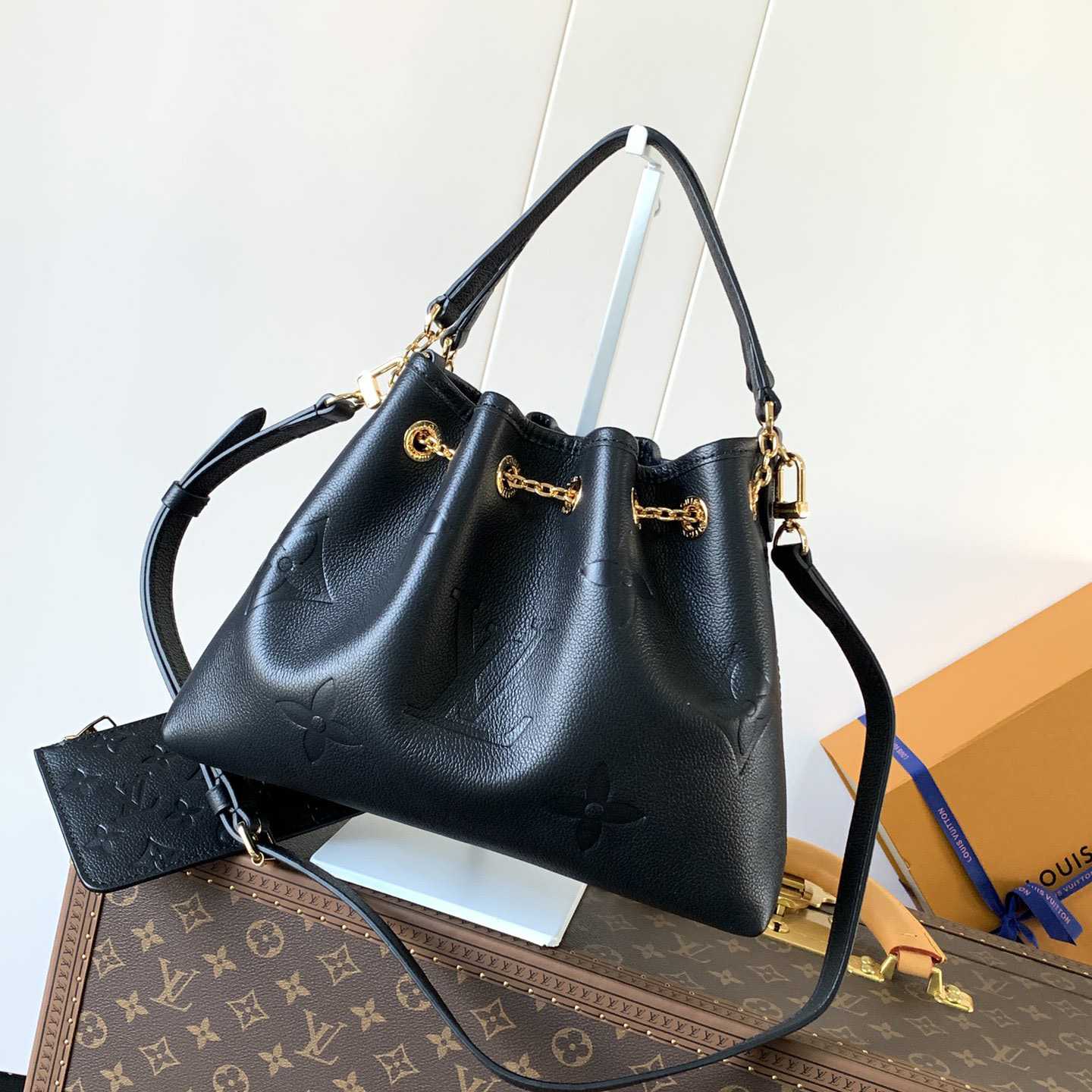 Louis Vuitton LV Bundle  M47209 - DesignerGu