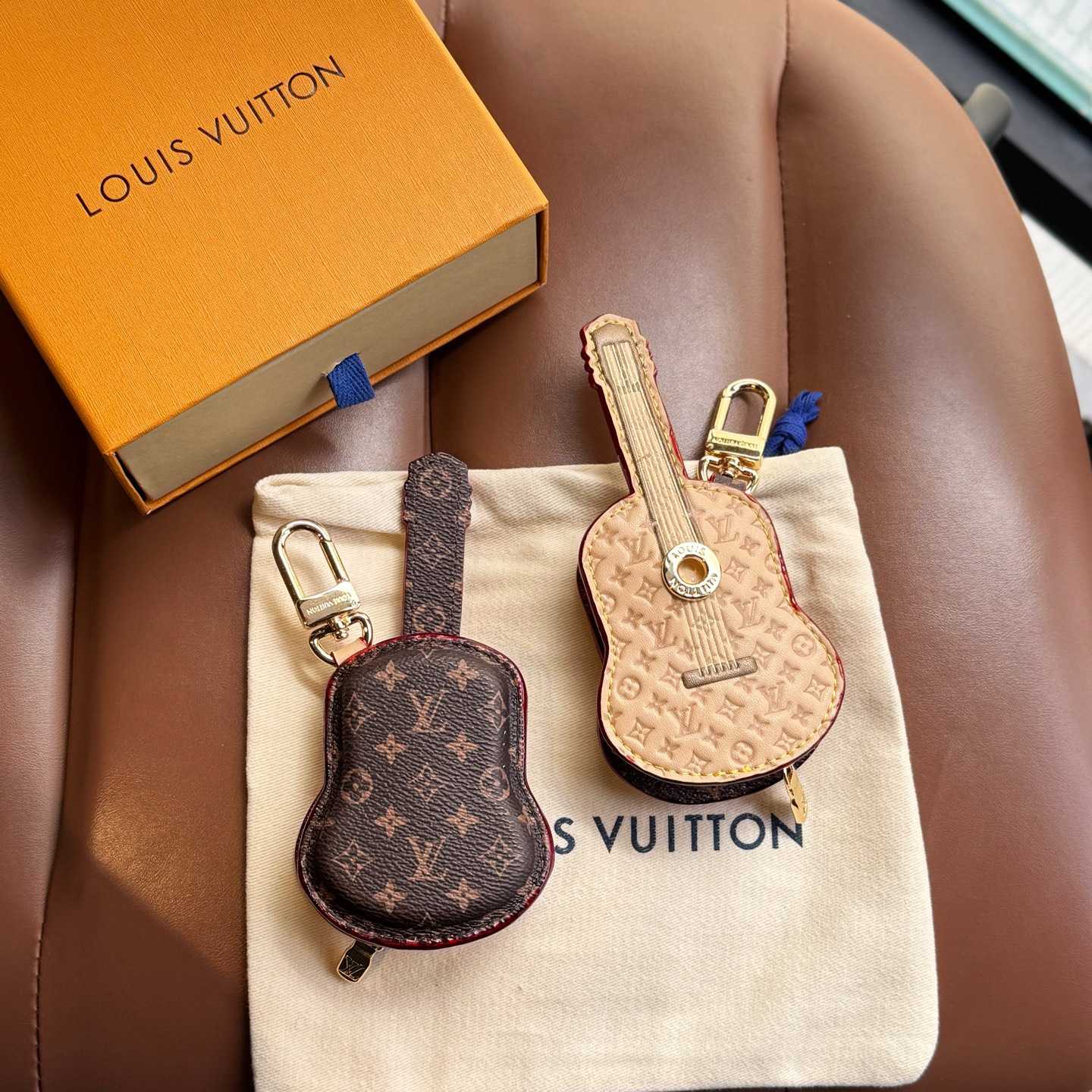 Louis Vuitton Guitar Pouch Bag Charm   M02032 - DesignerGu