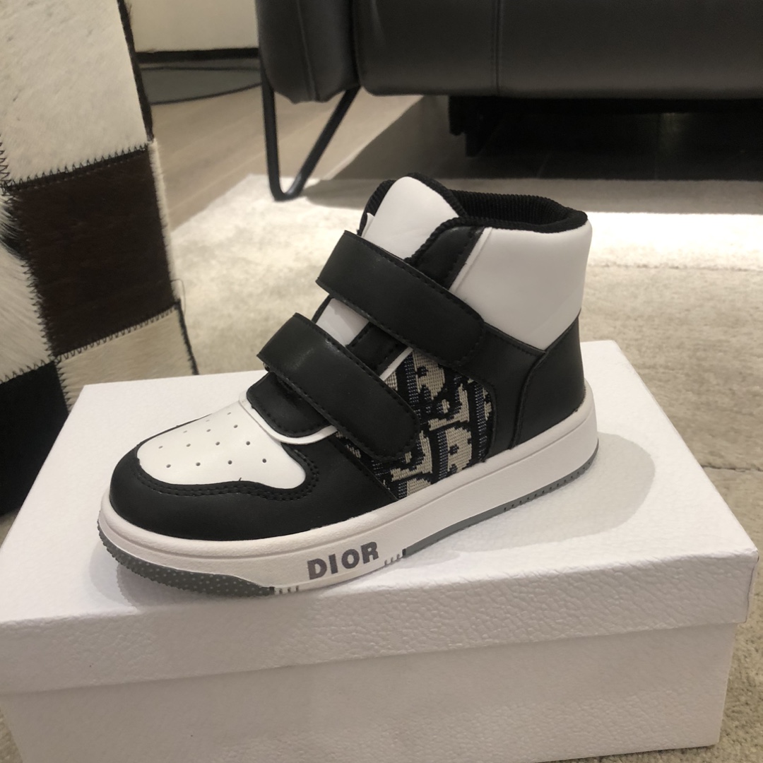 Dior Kids Sneakers - DesignerGu