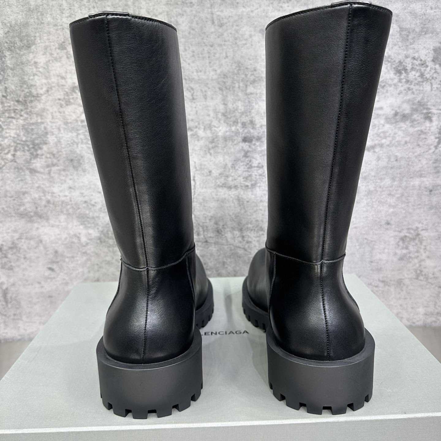 Balenciaga Hummer Boot - DesignerGu