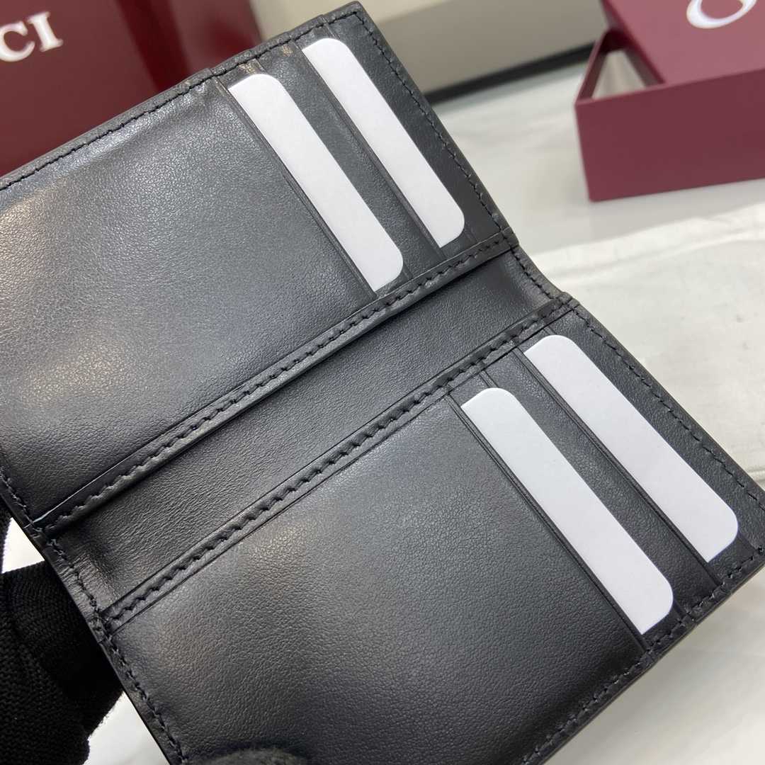 Gucci Maxi GG Card Case - DesignerGu