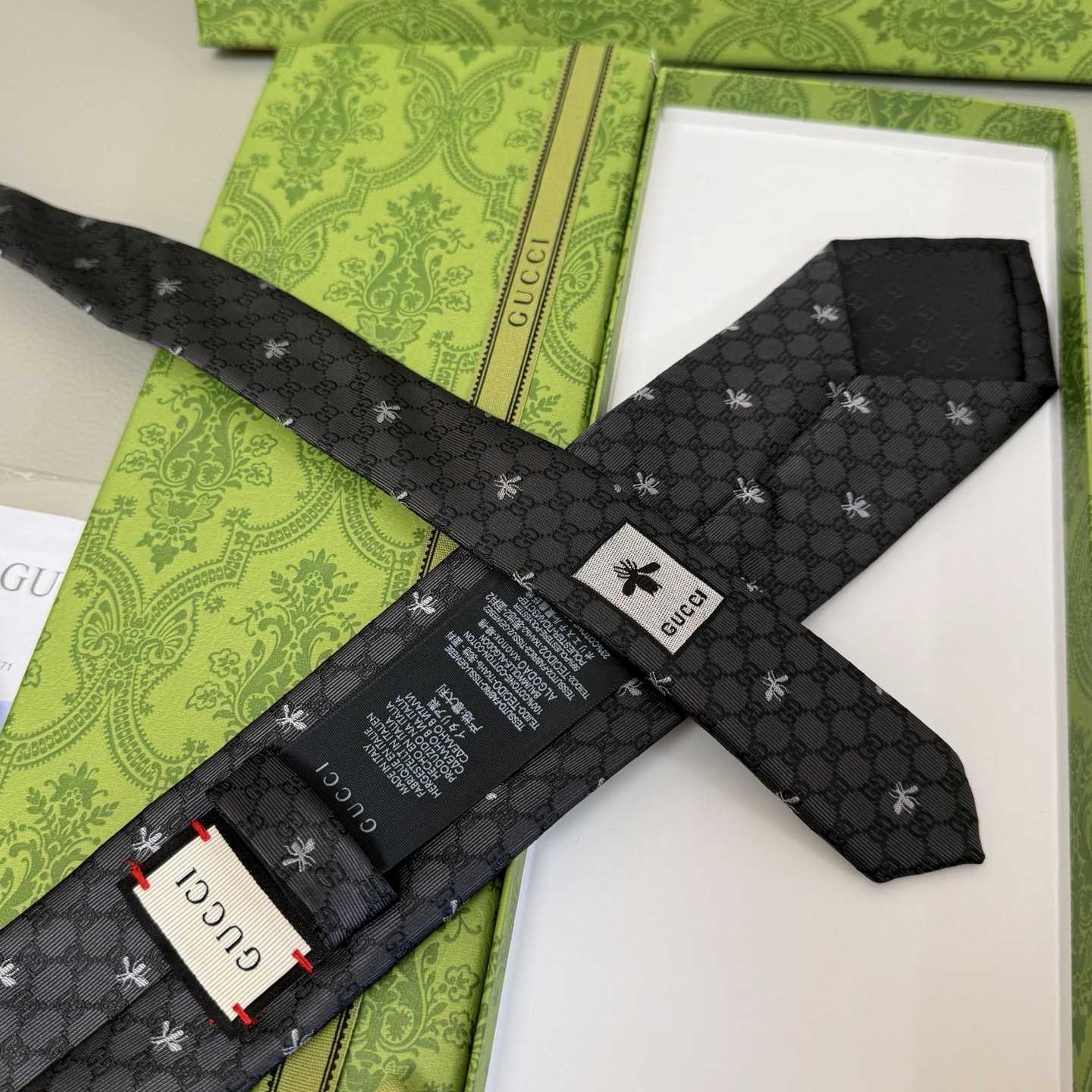 Gucci Silk Jacquard Tie - DesignerGu