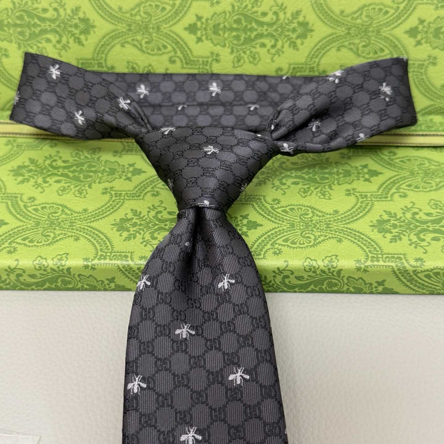 Gucci Silk Jacquard Tie - DesignerGu