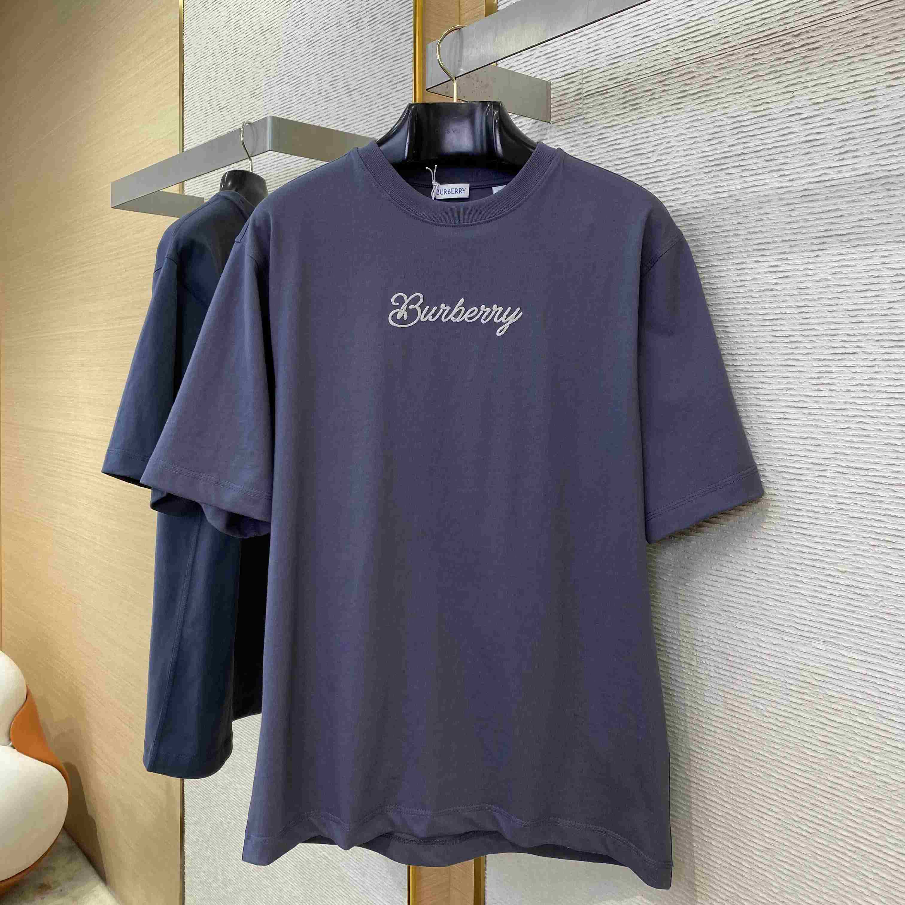 Burberry Surfer Knight Cotton T-shirt - DesignerGu