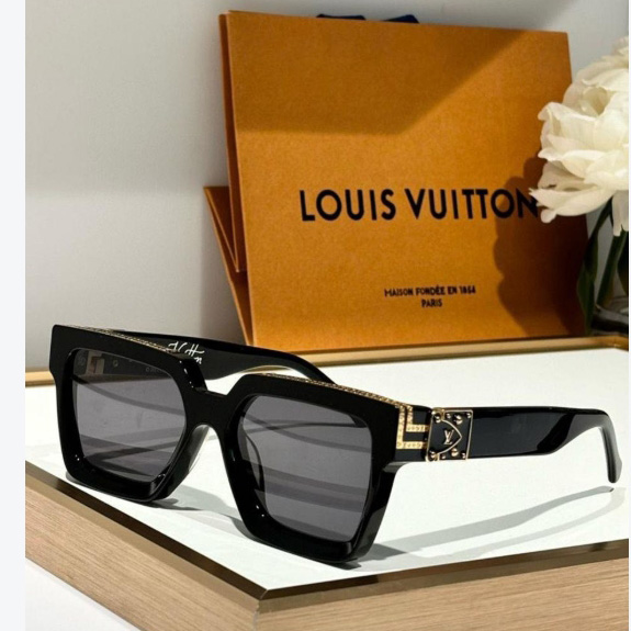 Louis Vuitton 1.1 Millionaires Sunglasses   - DesignerGu