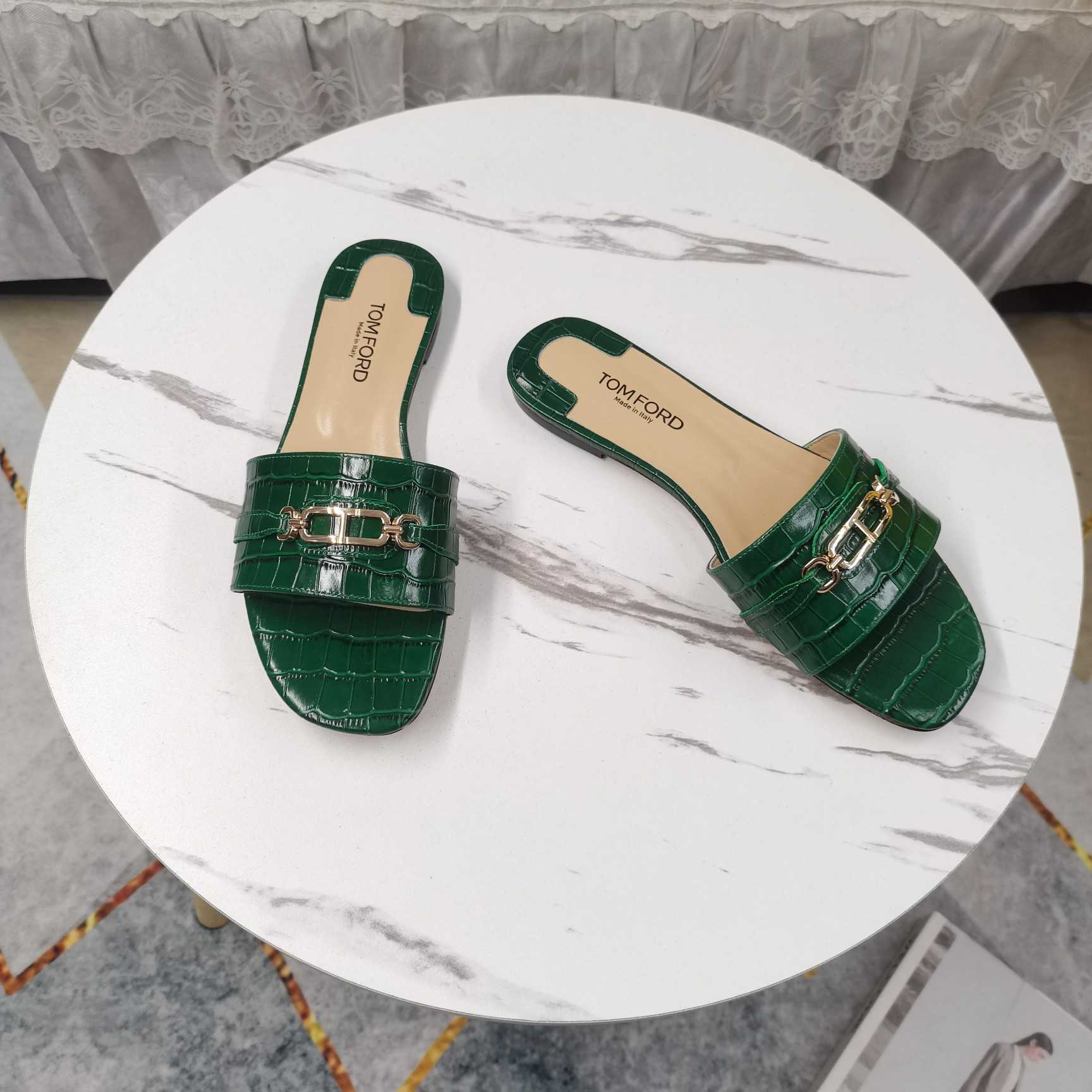 Tom Ford Whitney Slides - DesignerGu