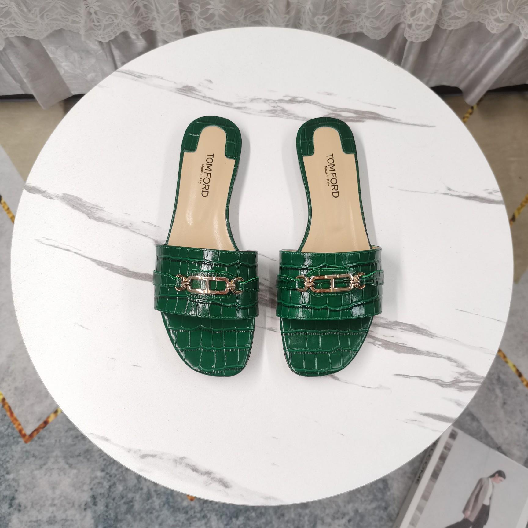 Tom Ford Whitney Slides - DesignerGu